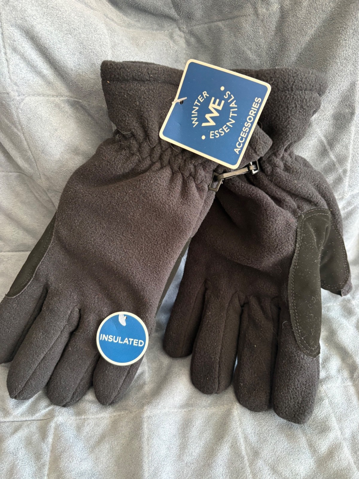 WINTER ESSENTIALS MEN'S BLACK WINTER GLOVES INSULATED MEDIUM/LARGE - NEW