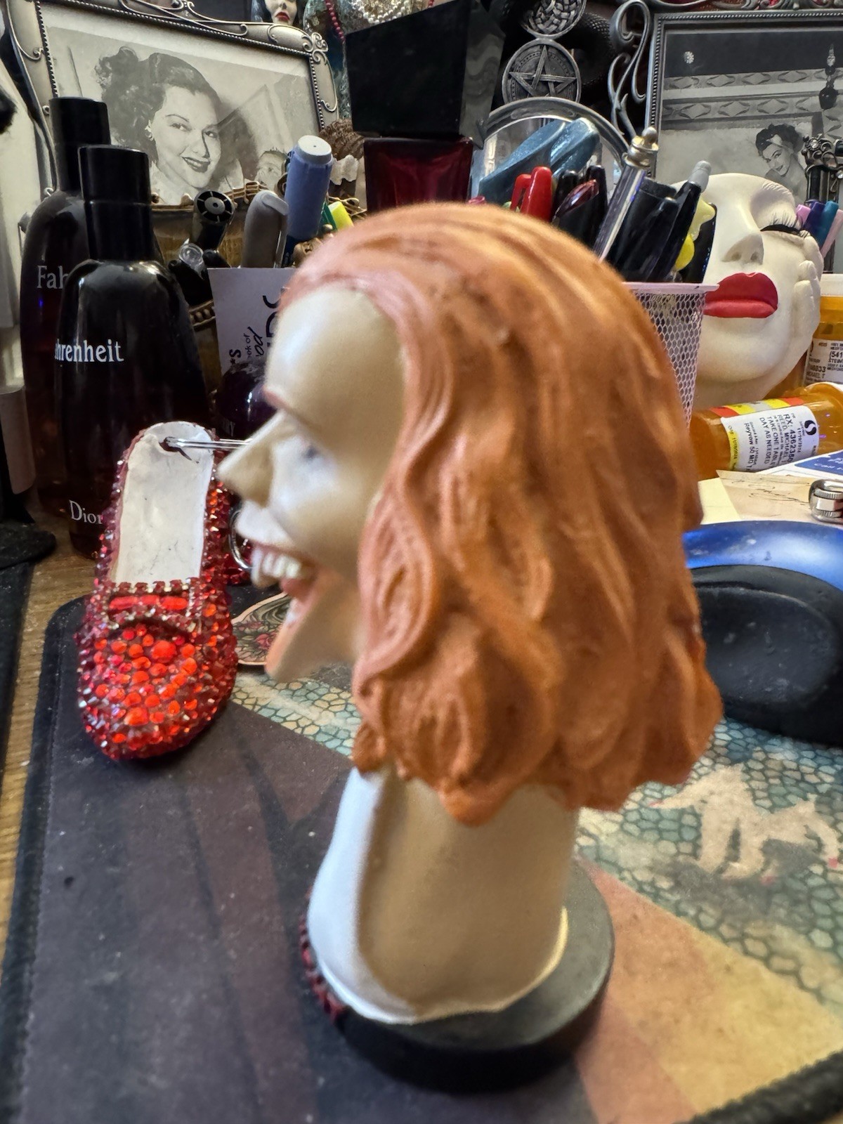 “FRIGHT NIGHT”-1985- “AMY”Bust -by Serial Resin Co.