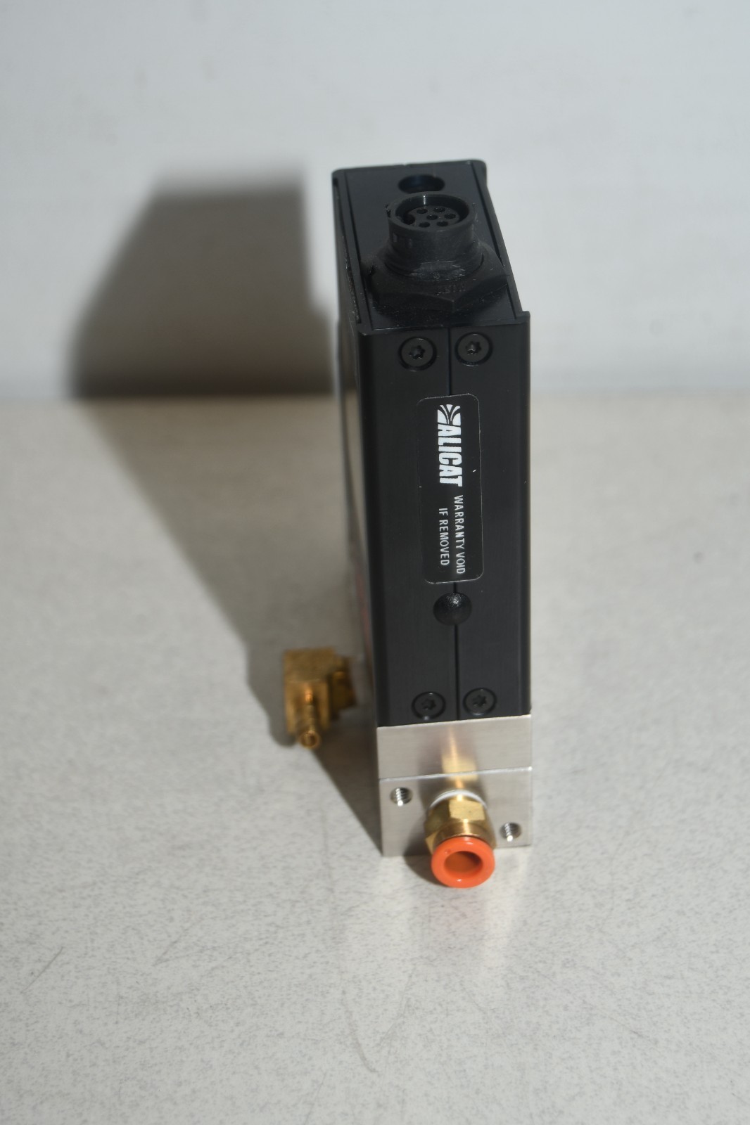 ^ Alicat PC3-5PSIG-D-I-PCV65/10P 10IN Flow Controller #X8393