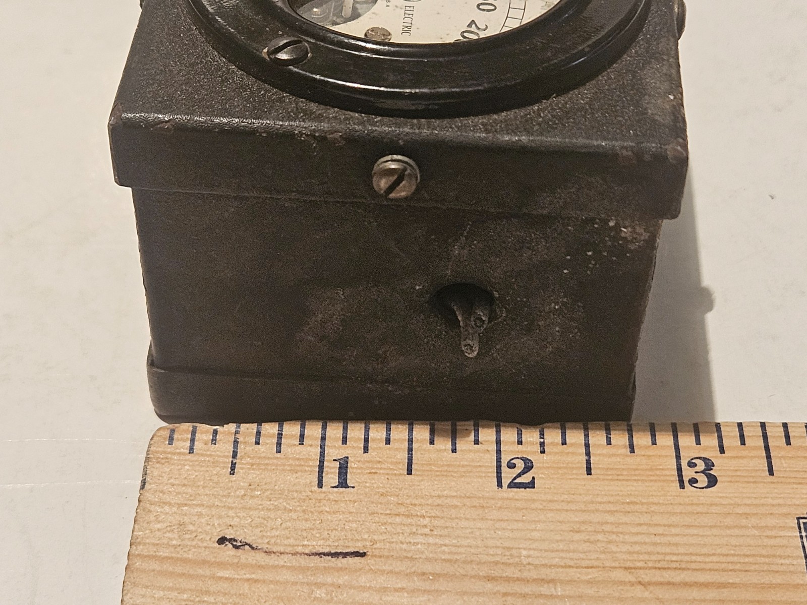 General Electric / U S ARMY / Type DW-46 Panel Meter 0-250 AC Milliamperes