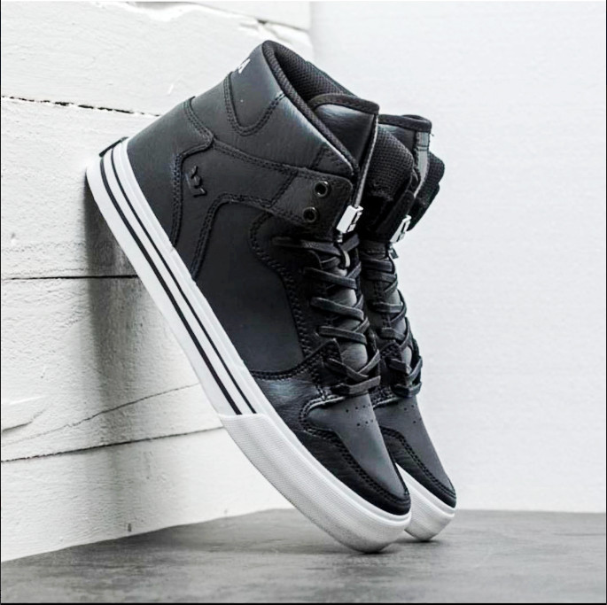 Supra Men's Vaider Skate shoe US size