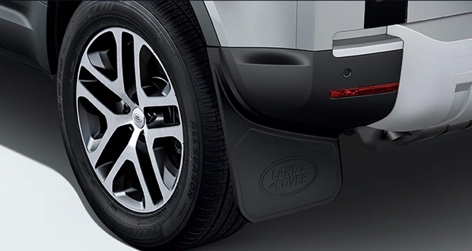 Defender Rear Classic Mudflaps - VPLEP0388