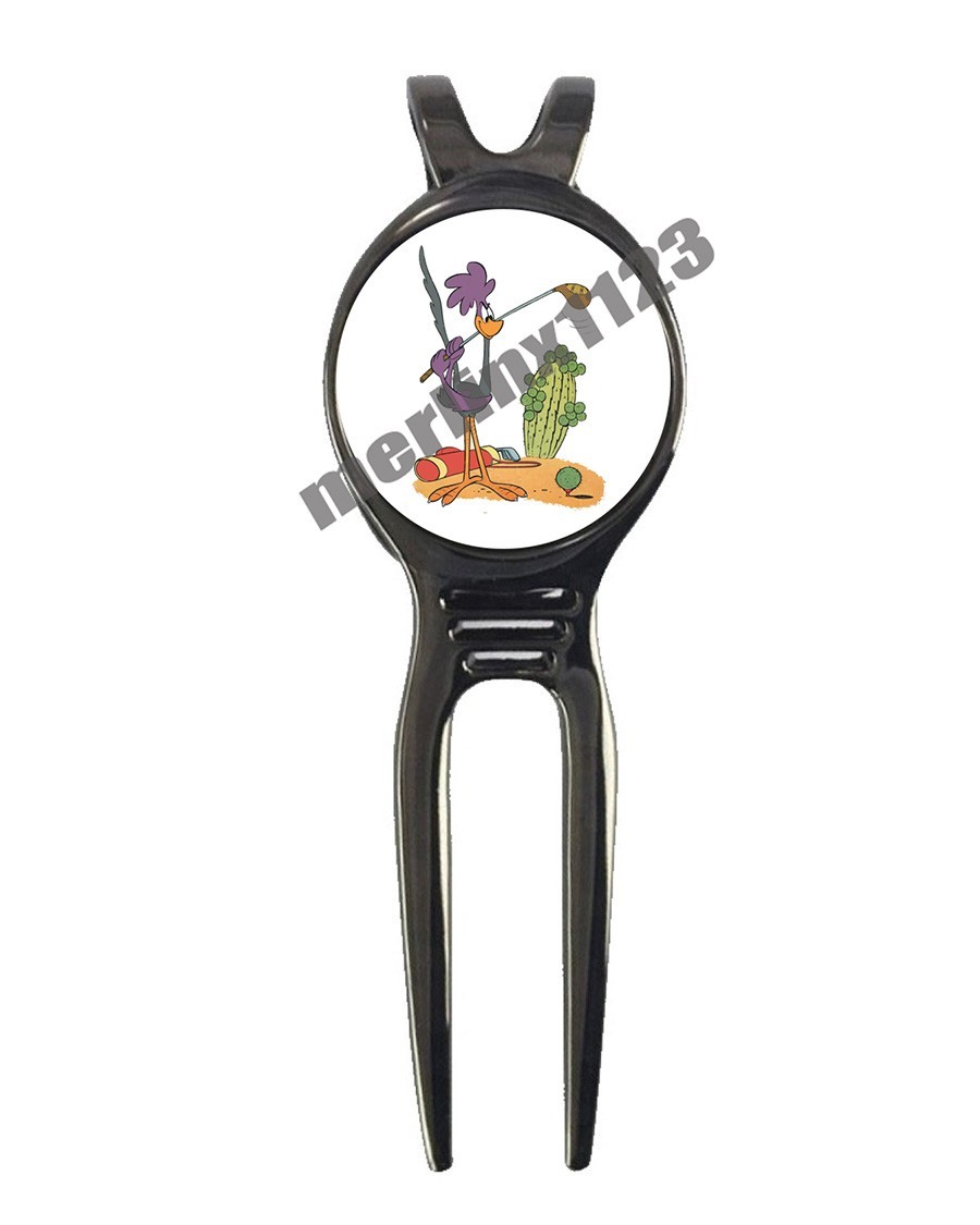 Road Runner Coyote Looney Tunes Golf Ball Marker + Black Gunmetal Divot Tool