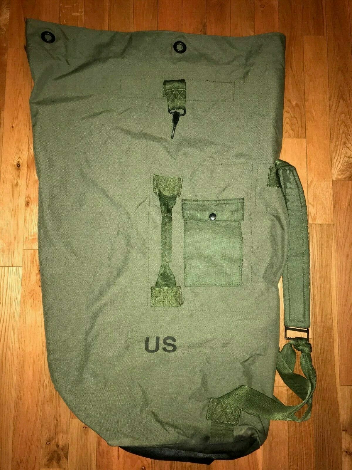 USGI Military/Army Duffel/Sea Bag Luggage Top Load 2 Strap OD Nylon - Very Good