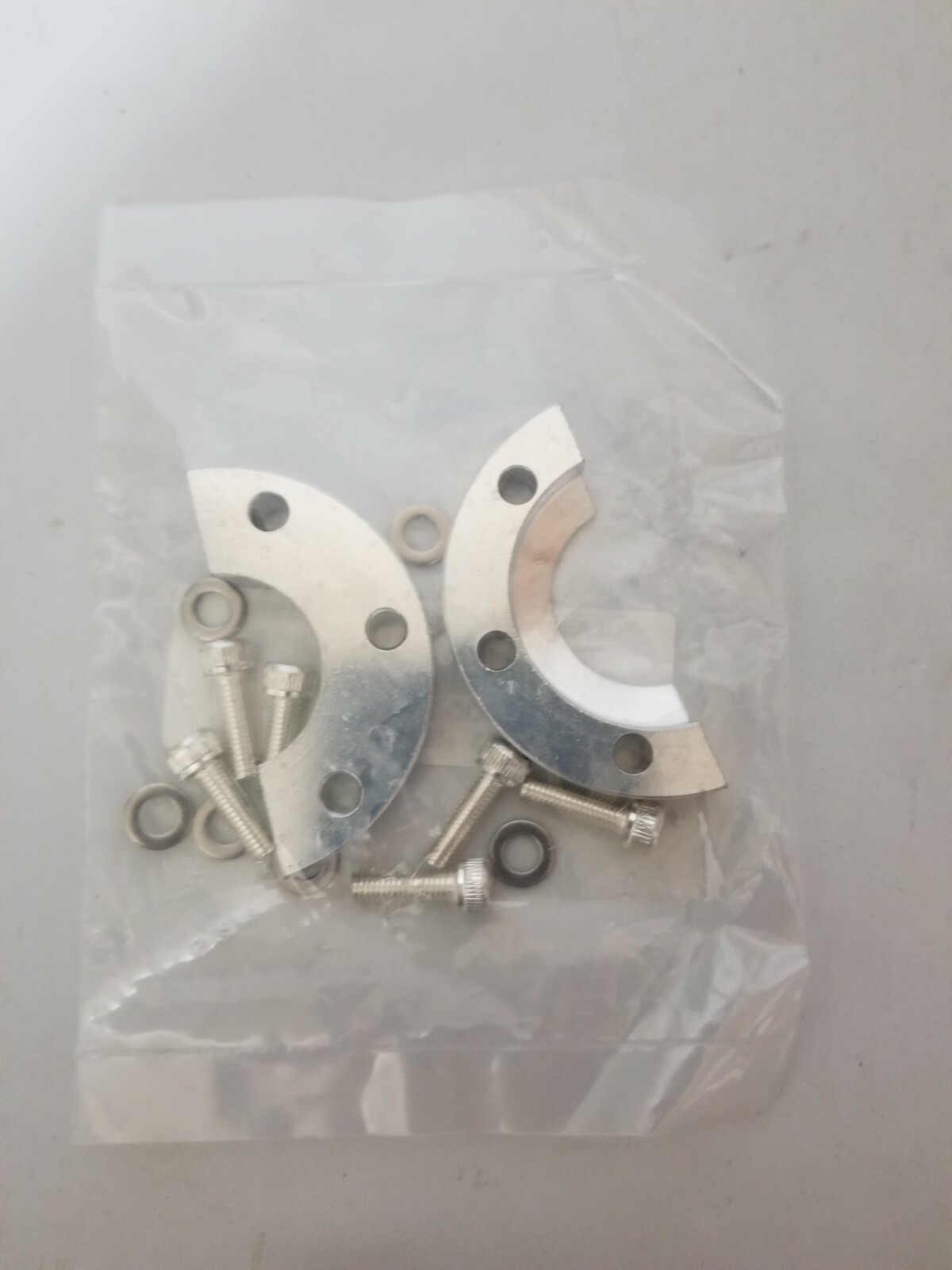AMAT 0690-01797 CLAMP BHD K100-BC 1.23 ID .39THK AL