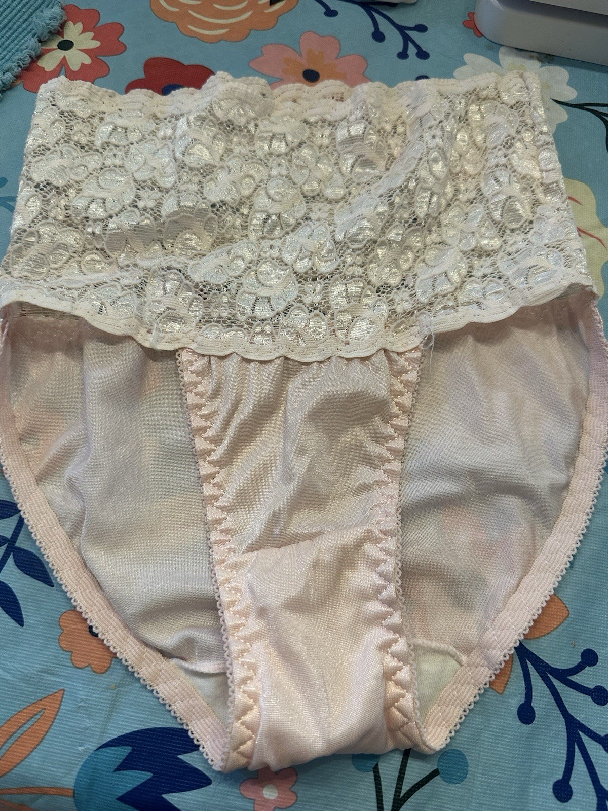 Body Secrets Hi Cut Underwear Nylon Panty Floral Lace Pink Med 5 70s Silky