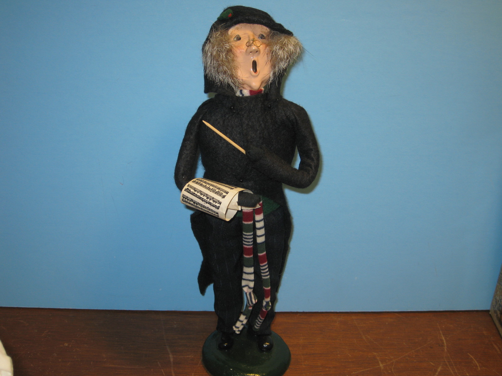Byers Choice 1985 Conductor with Rare Green and Red Striped Scarf