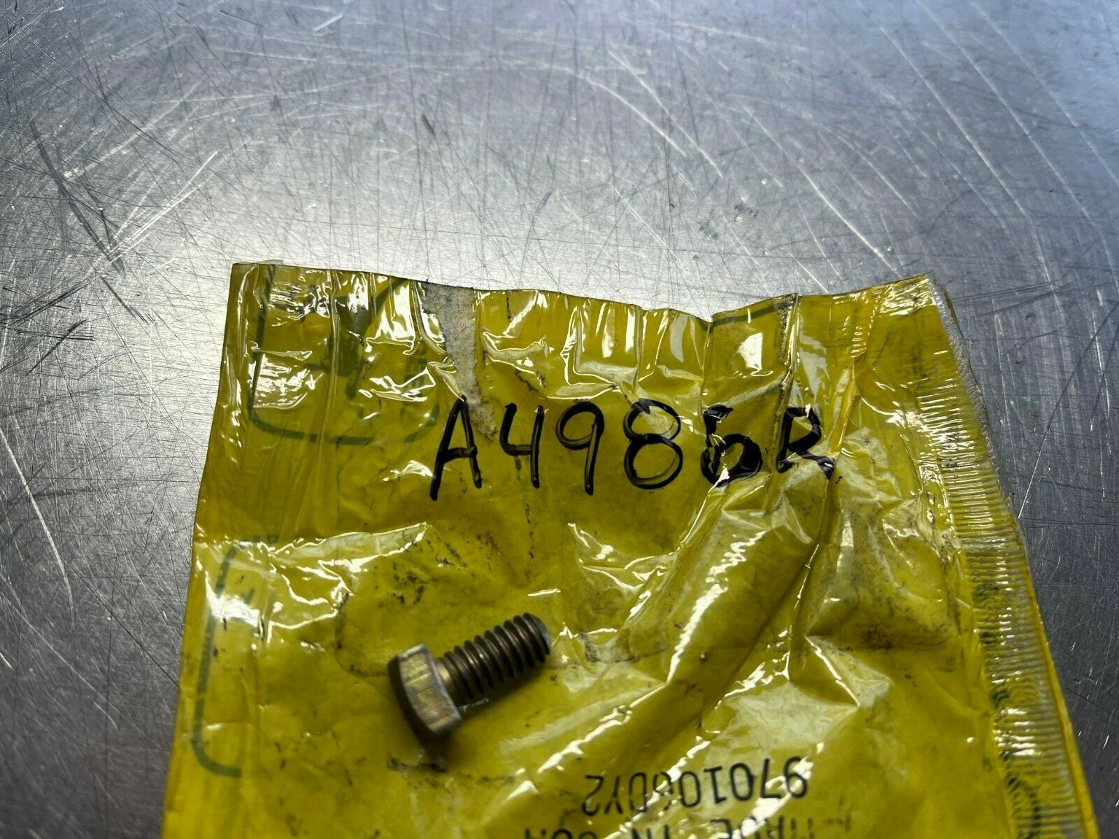A4986R GENUINE OEM John Deere BOLT
