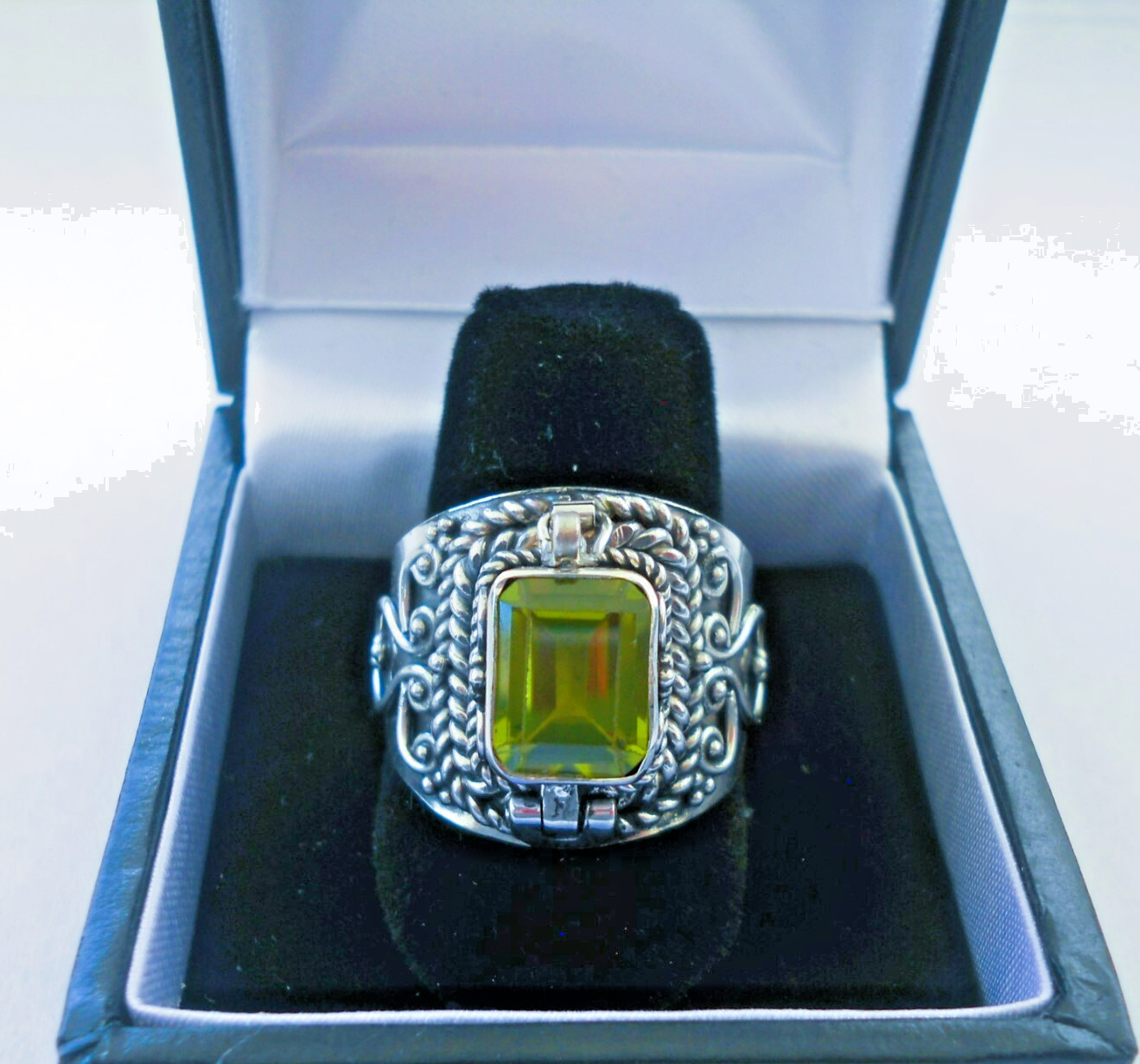 Handmade Sterling Silver Peridot Poison Ring - Sizes 6-7-9