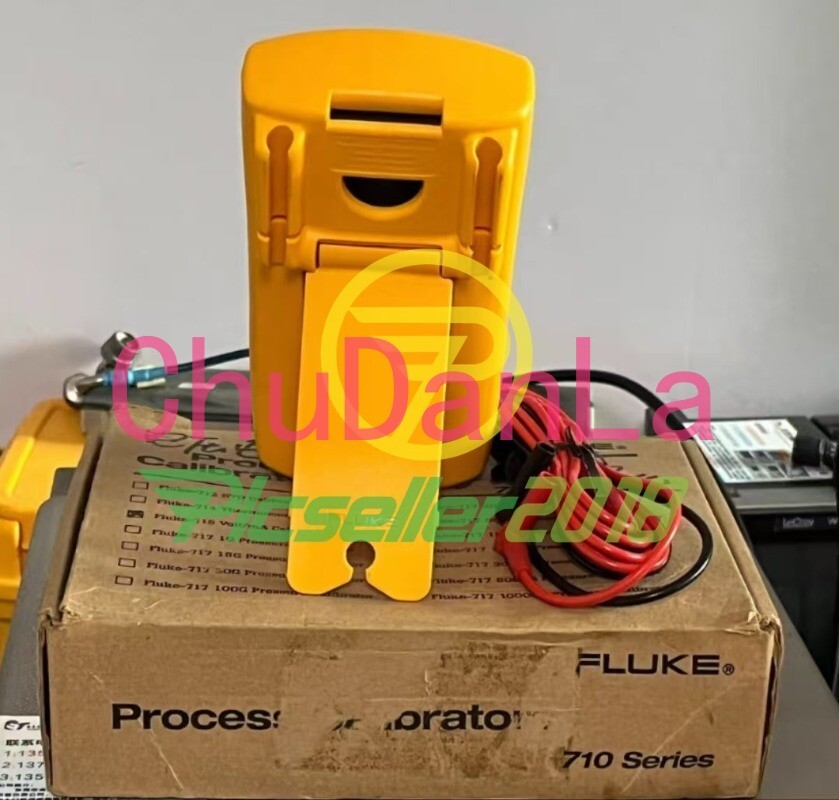 1PCS New VOLT/mA Calibrator FLUKE 715