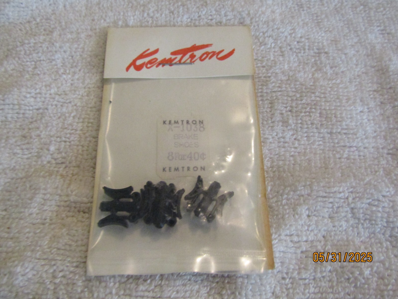 Vintage Kemtron HO X-1038 Brake Shoes Package of 8 NOS NIP