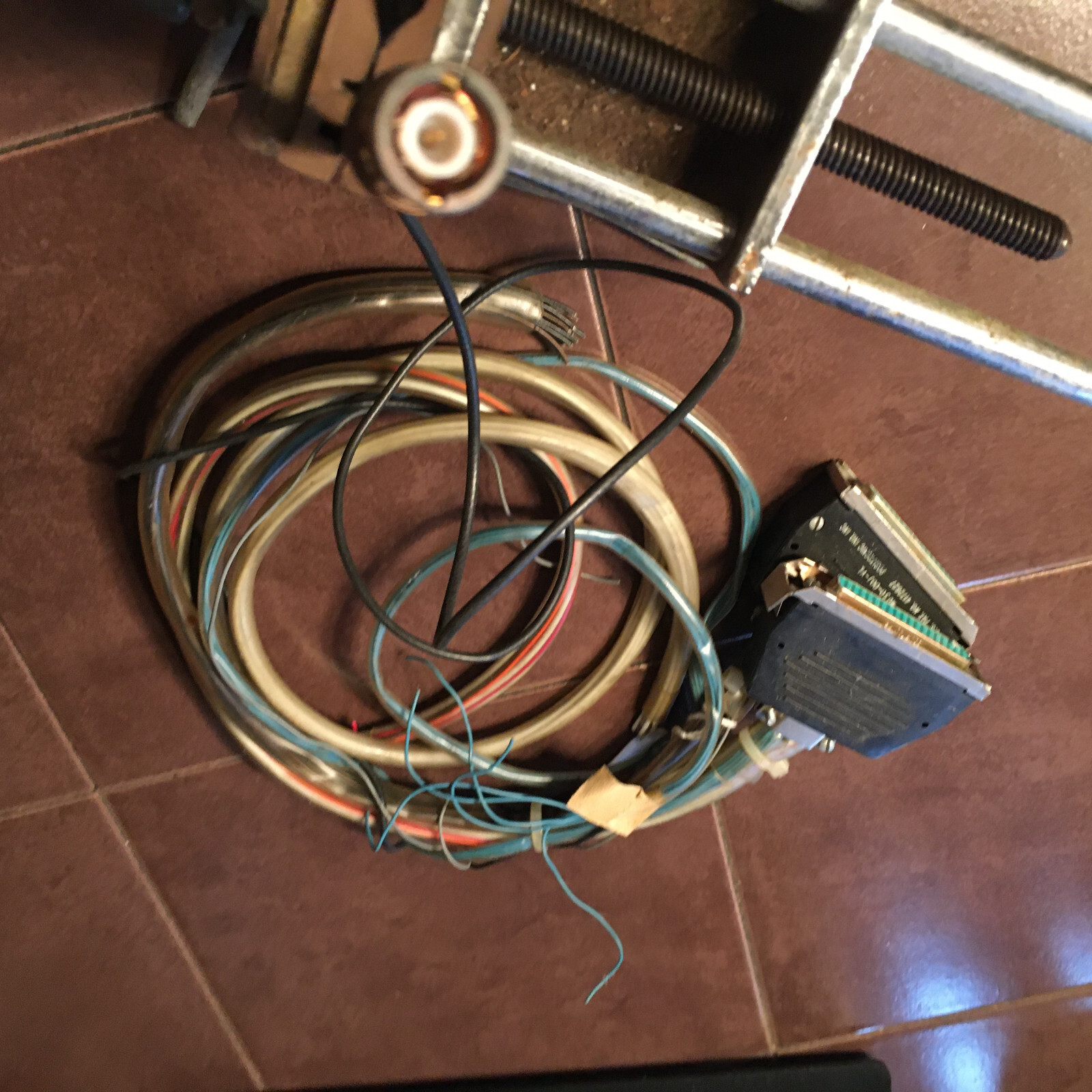 King KNR-634 connectors with wires