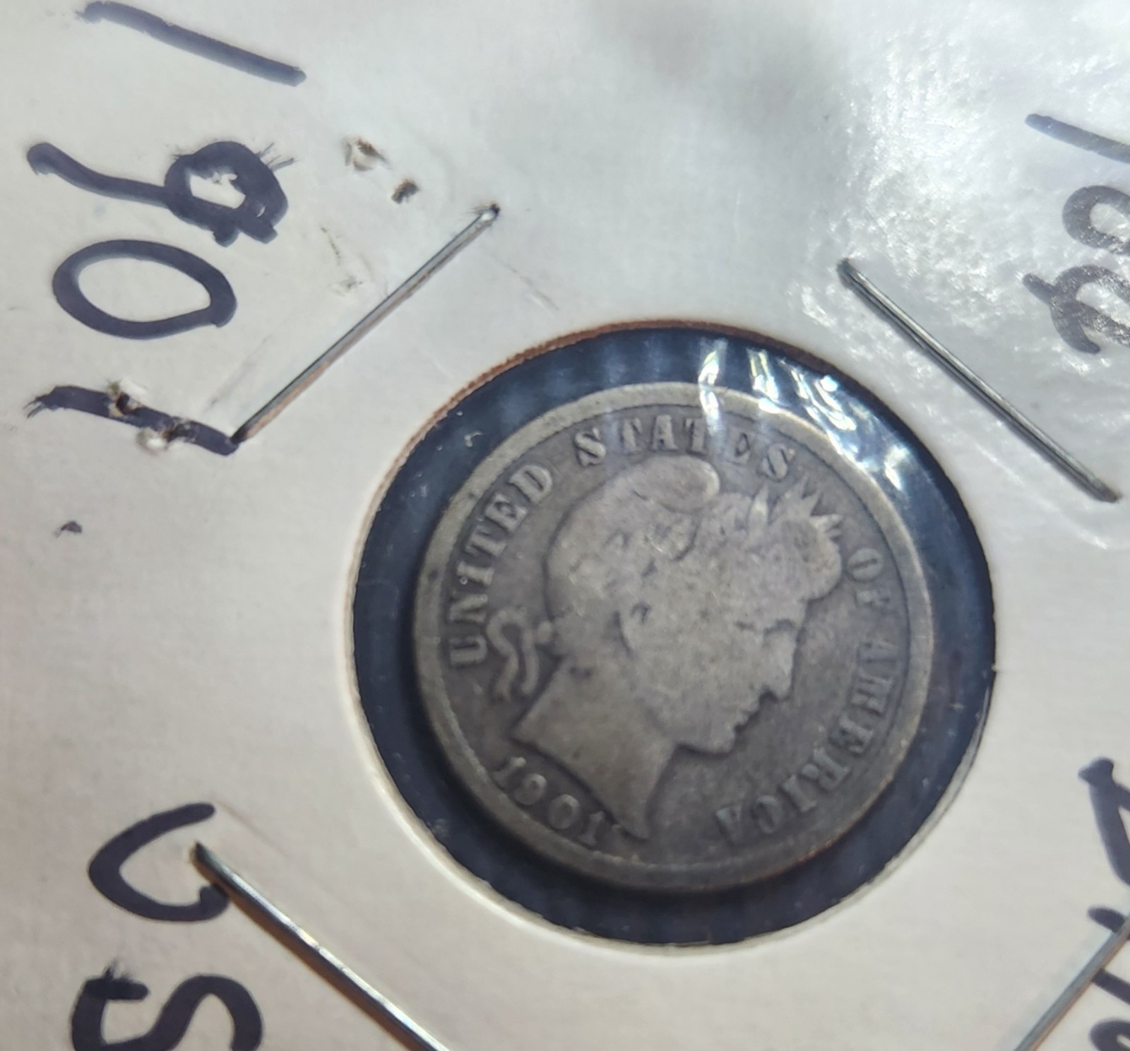 RARE 1901 NO MINT MARK BARBER DIME IN 97% MINT CONDITION