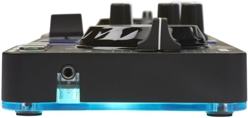Portable DJ Controller with Serato DJ Lite Software