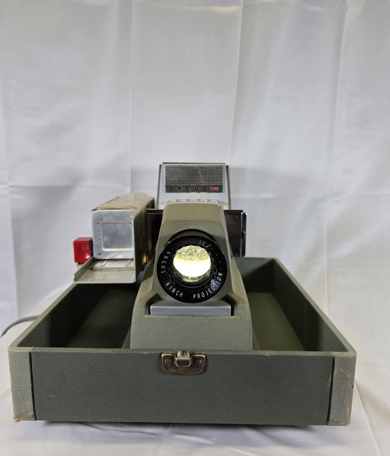 VTG Argus 500 Model 58 Automatic 35MM Slide Projector Prw Tested (lite & Fan)