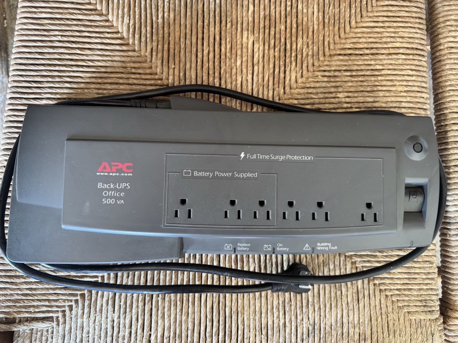 APC Back-UPS Office 500VA, 120V Replace Battery Battery Error Great Condition