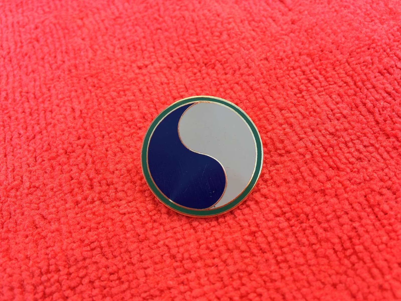 US ARMY 29TH INFANTRY DIVISION HAT/LAPEL PIN MEASURES 7/8TH'S INCH