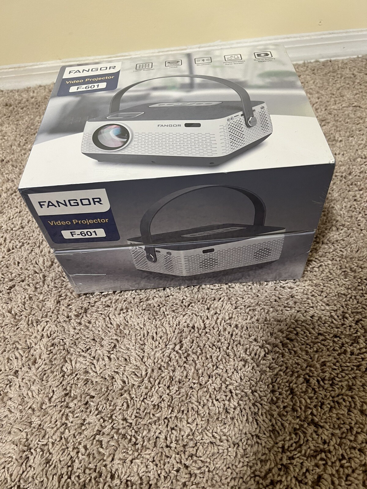 Fangor F-601 Wi-Fi / Bluetooth Projector