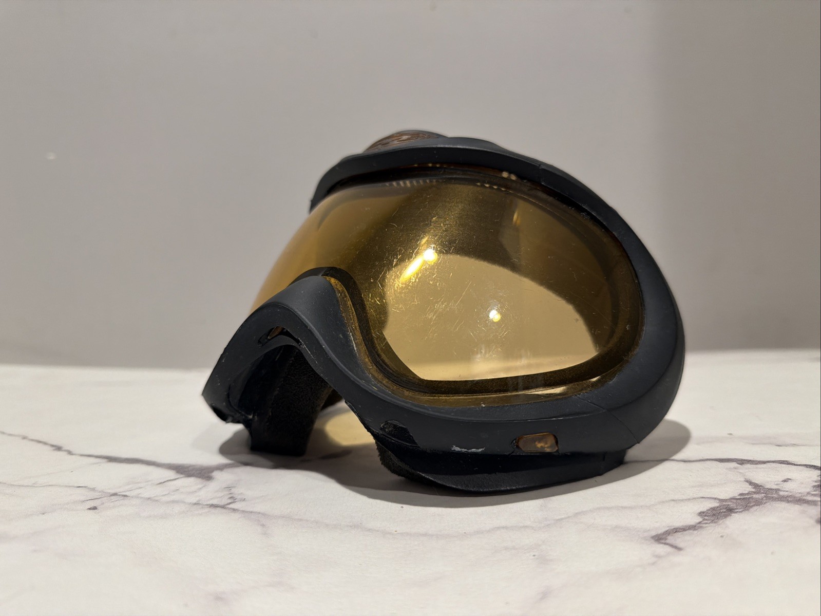 Dye Paintball Invision i3 Black W/ Lens.. Amber? Yellow? It’s Orange?