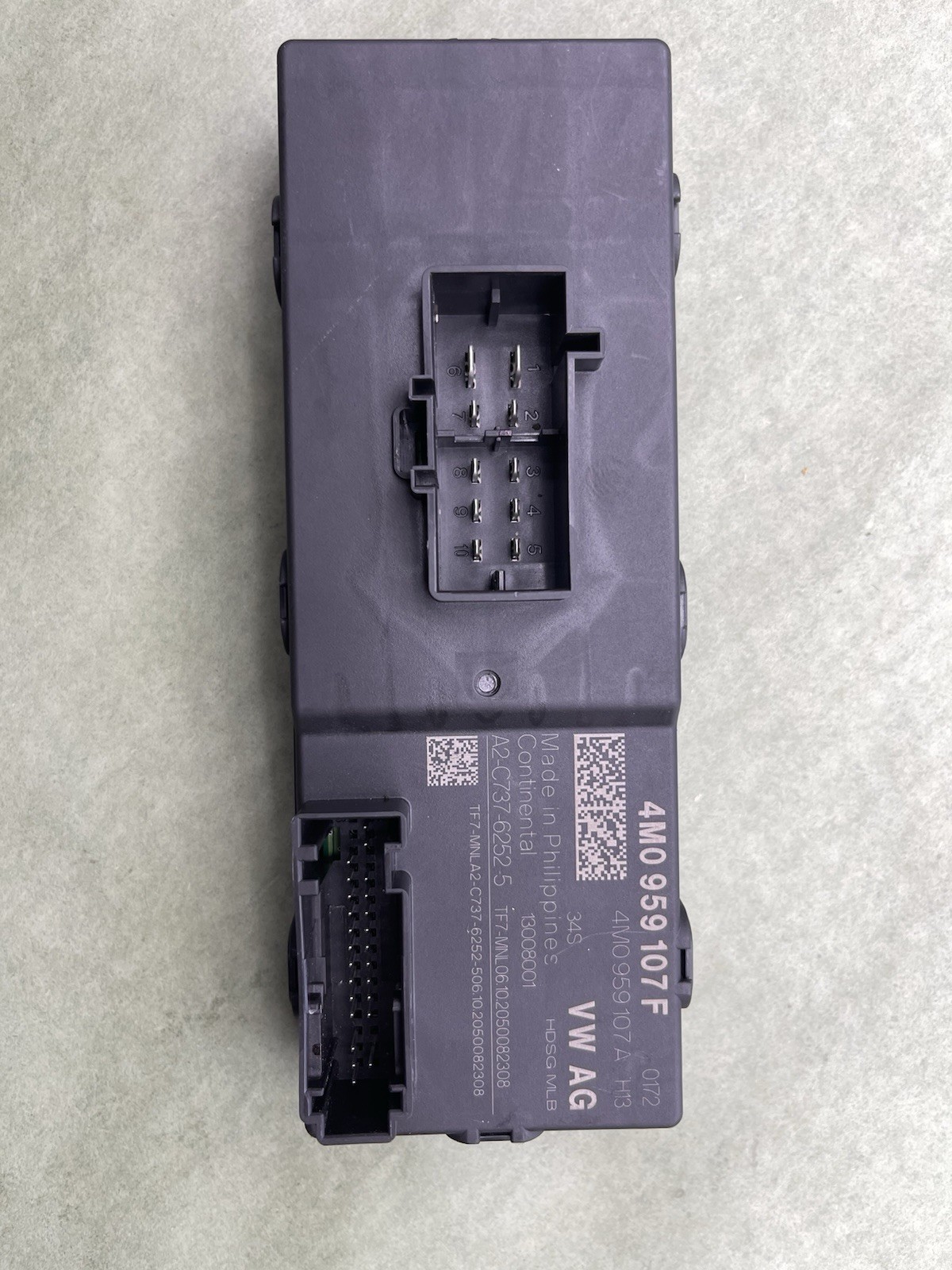 Lamborghini URUS OEM Used Lid Control Module 4M0959107F