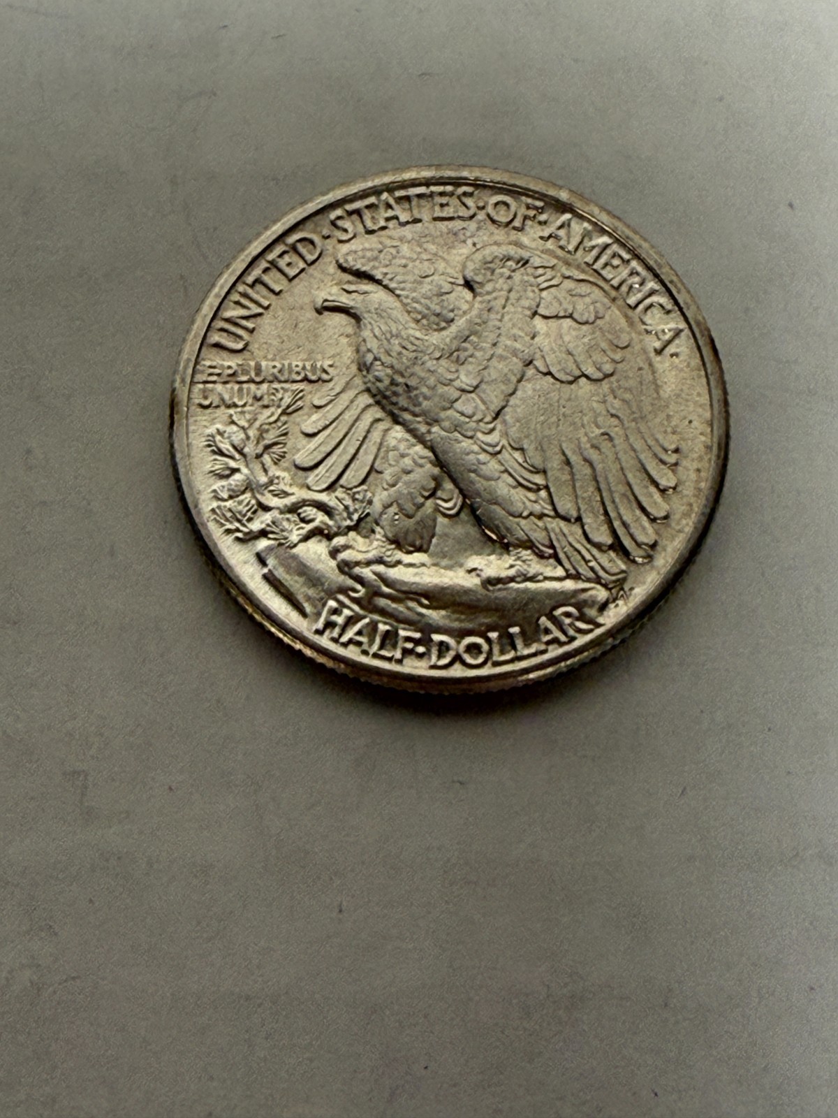 1942 P WALKING LIBERTY SILVER HALF DOLLAR