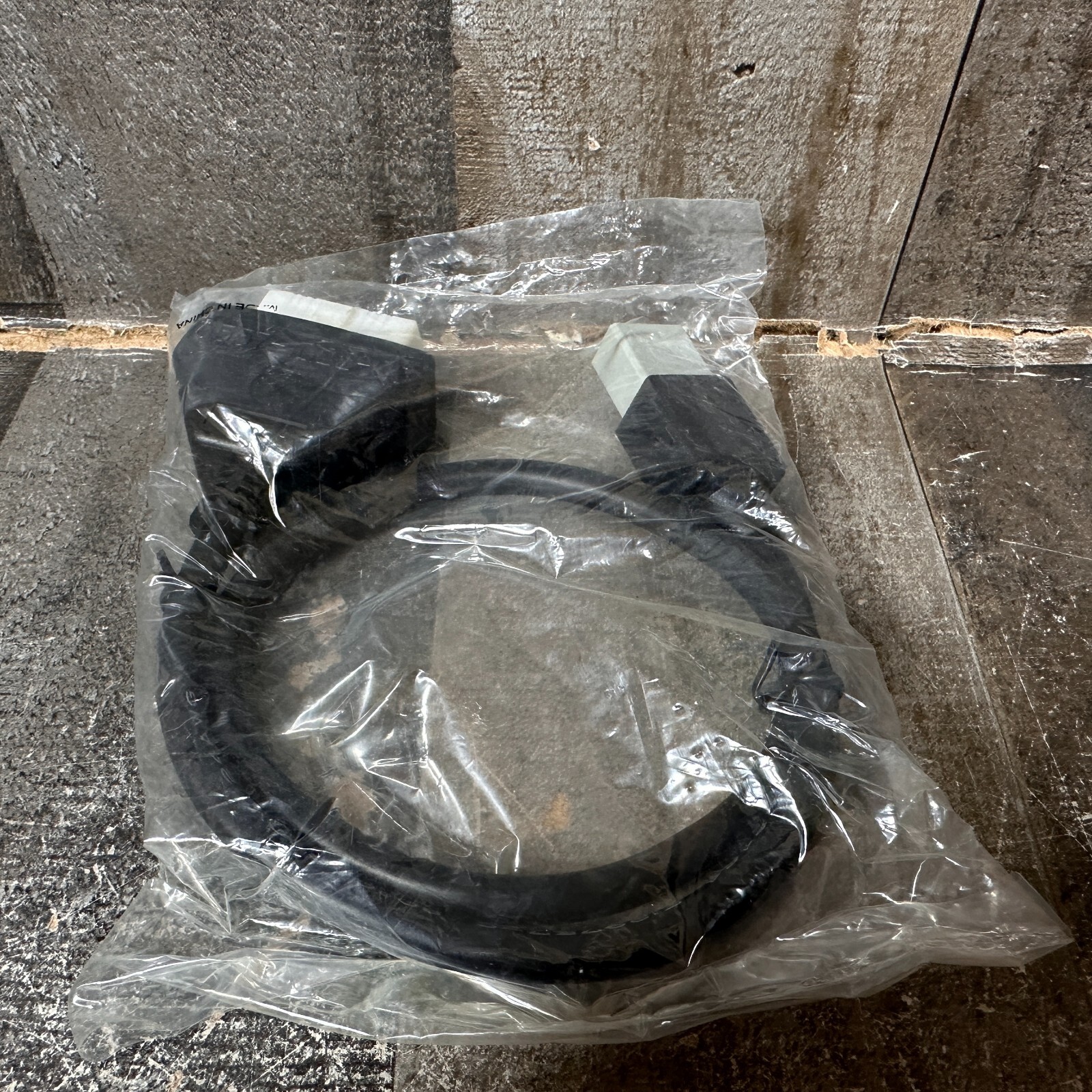 Teradyne Automotive 3–Pin DLC Adaptor   (3557–1022–00).