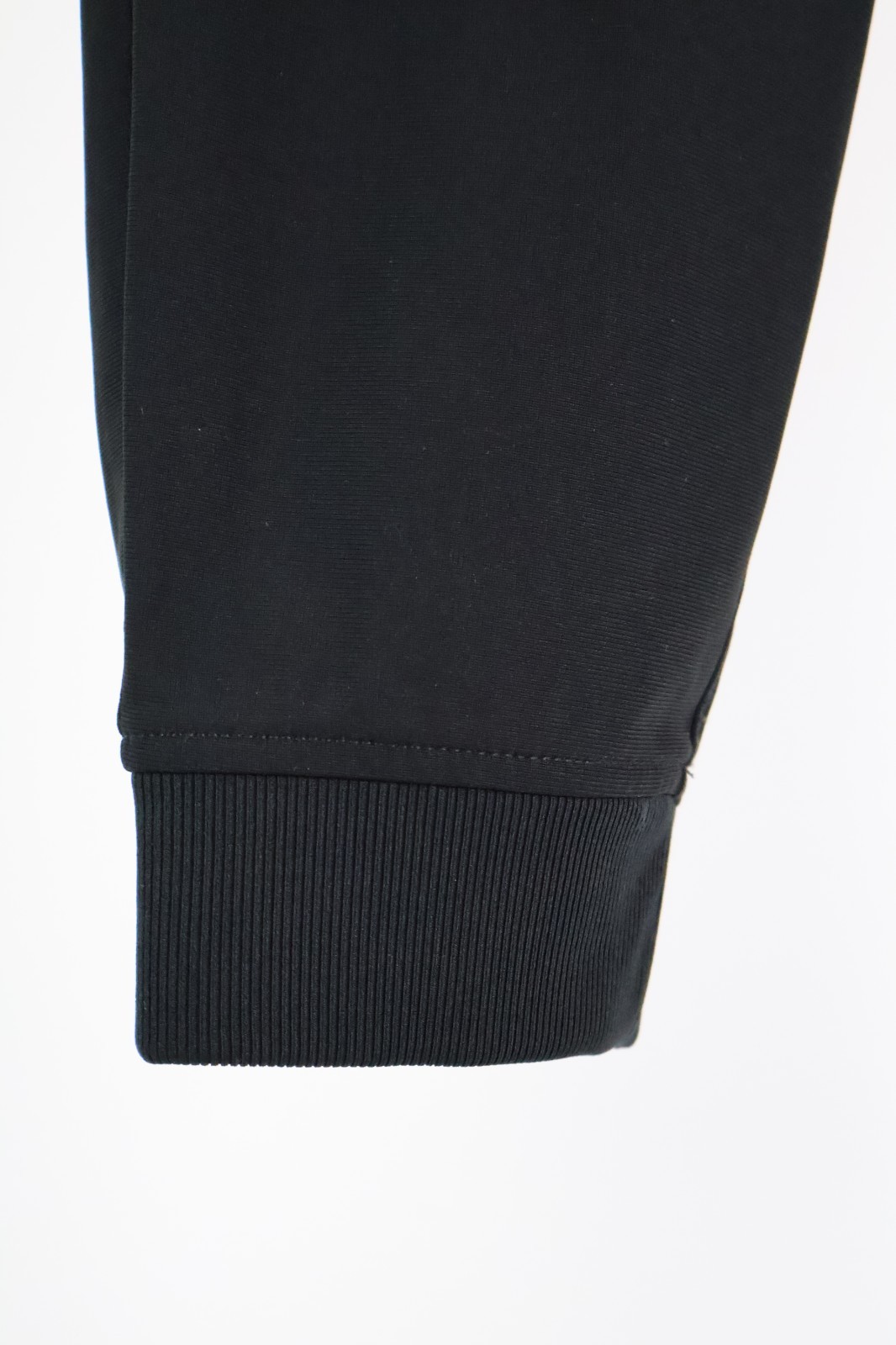 VRST Limitless Performance Slim Fit Jogger Pure Black Men's Size Medium NWT