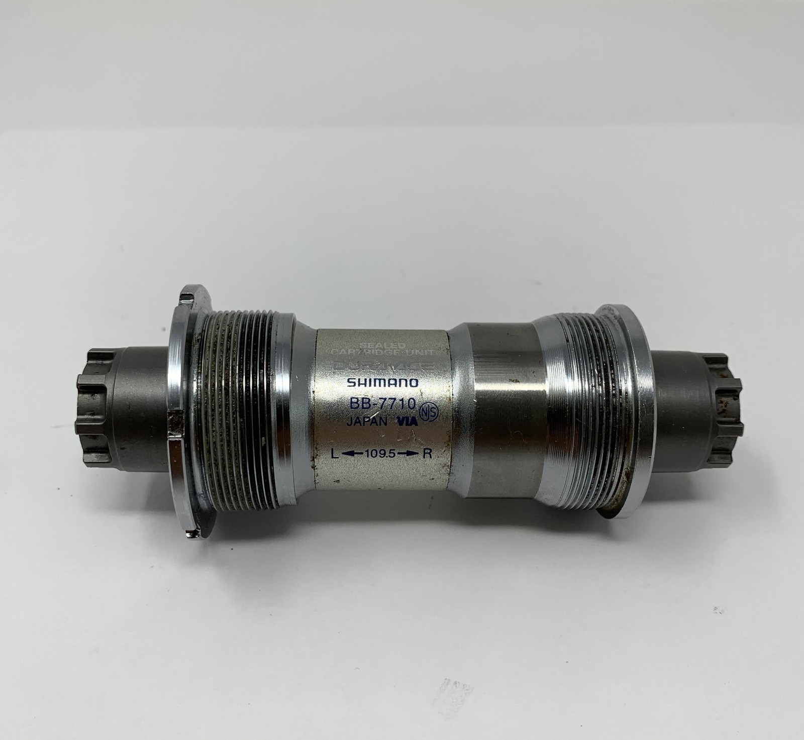 Shimano Dura Ace BB-7710 NJS 109.5 x 68 mm Bottom Bracket