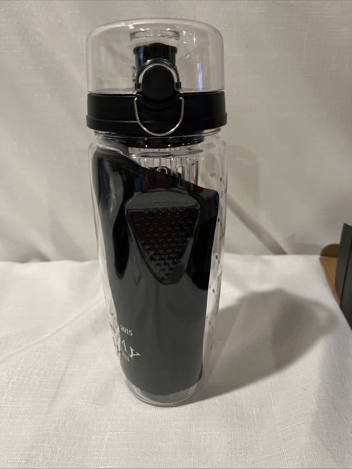 Zulay Kitchen Fruit Infusion Water Bottle Black New In Box