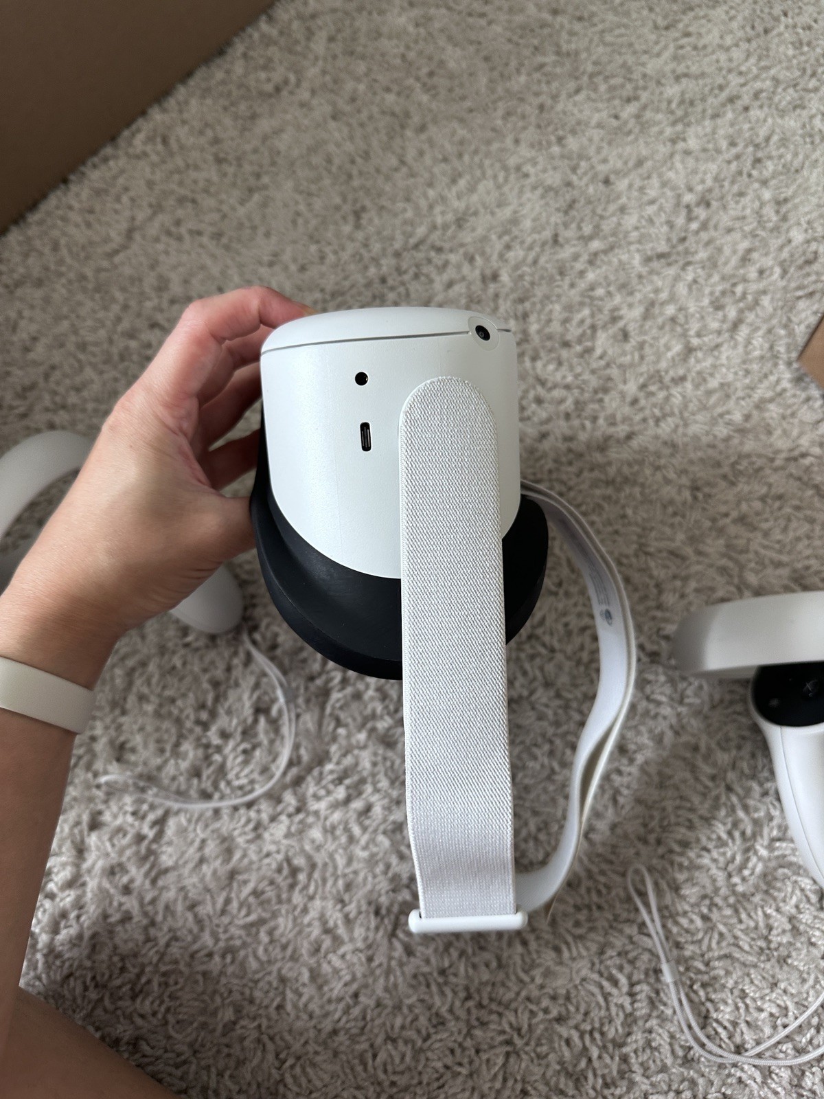 Meta Oculus Quest 2 256GB VR Headset W/ Controllers Tested & Working