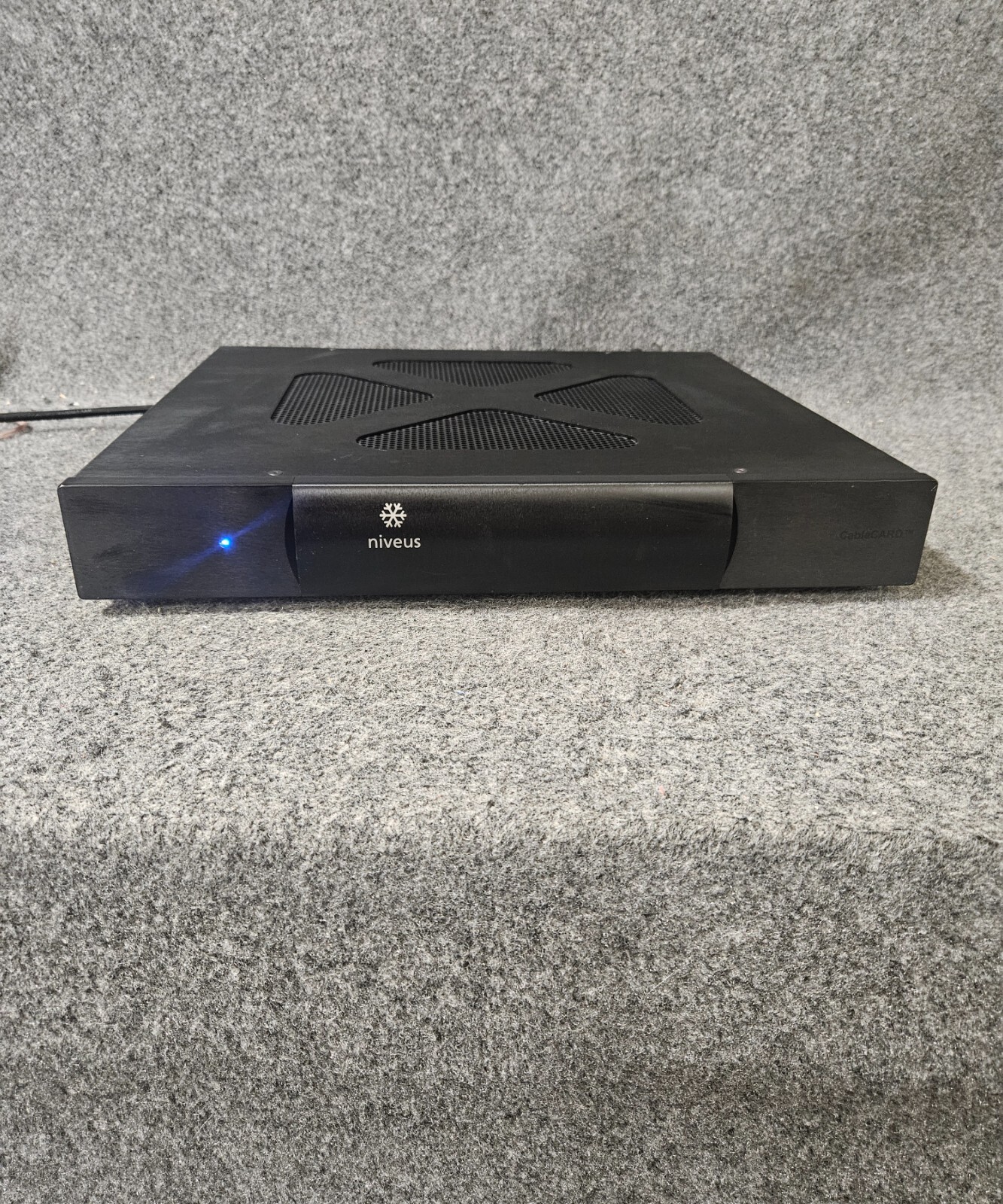Niveus Media Niveus Digital Cable Receiver