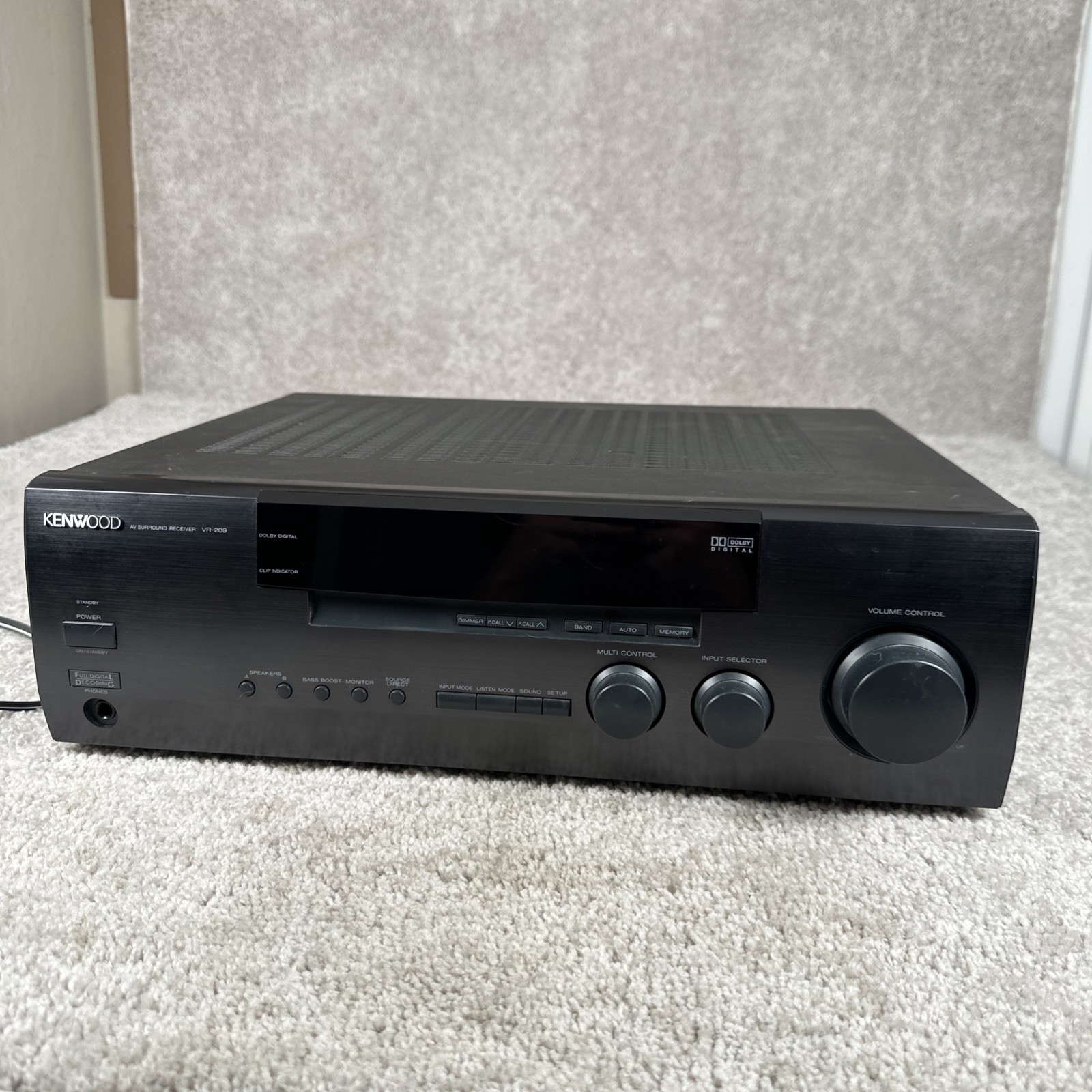 Kenwood Video/Audio Surround Receiver 120V 8 Channel Preamplifier VR-209