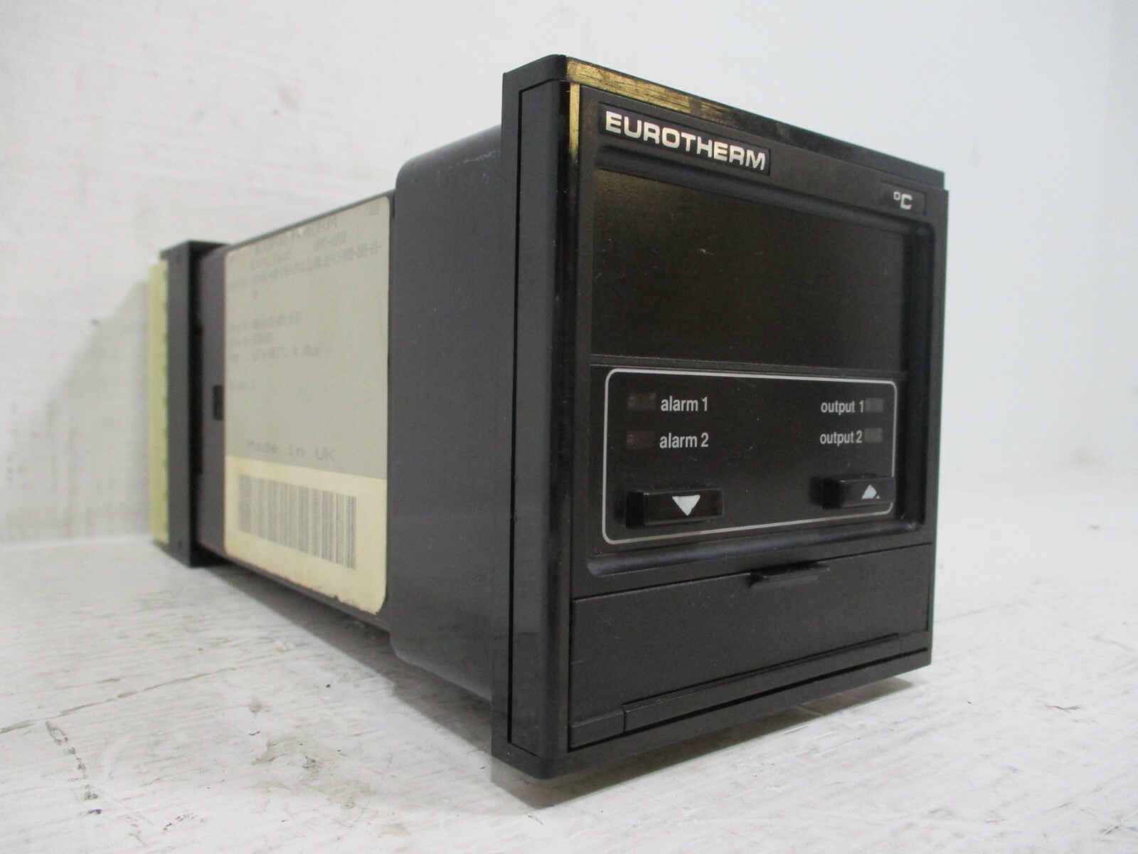Eurotherm 810-047-000-070 Digital Temperature Controller 0-400 Celsius Control
