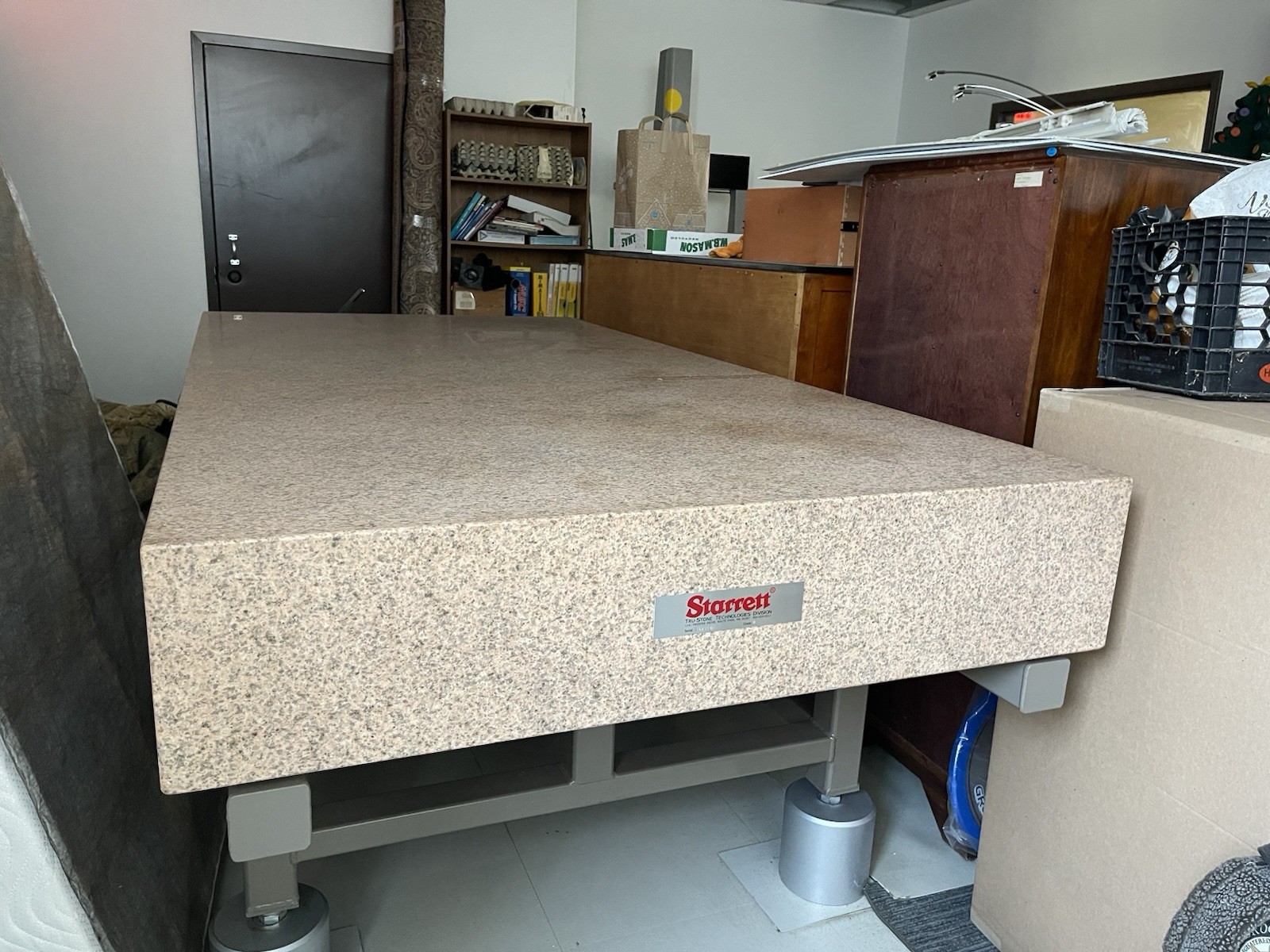 Starrett Grade B Anti-Vibration Granite inspection table