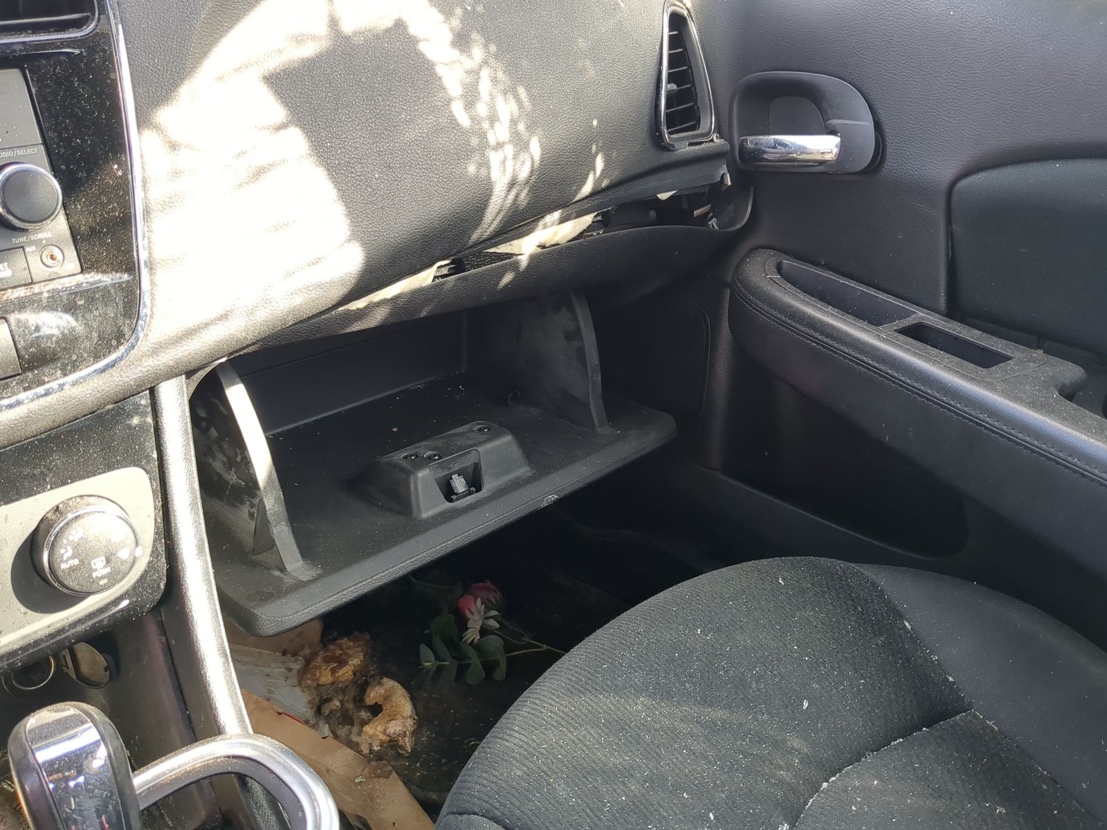 2011 Chrysler 200 Passenger Glove Box Door Storage Compartment Y62QL