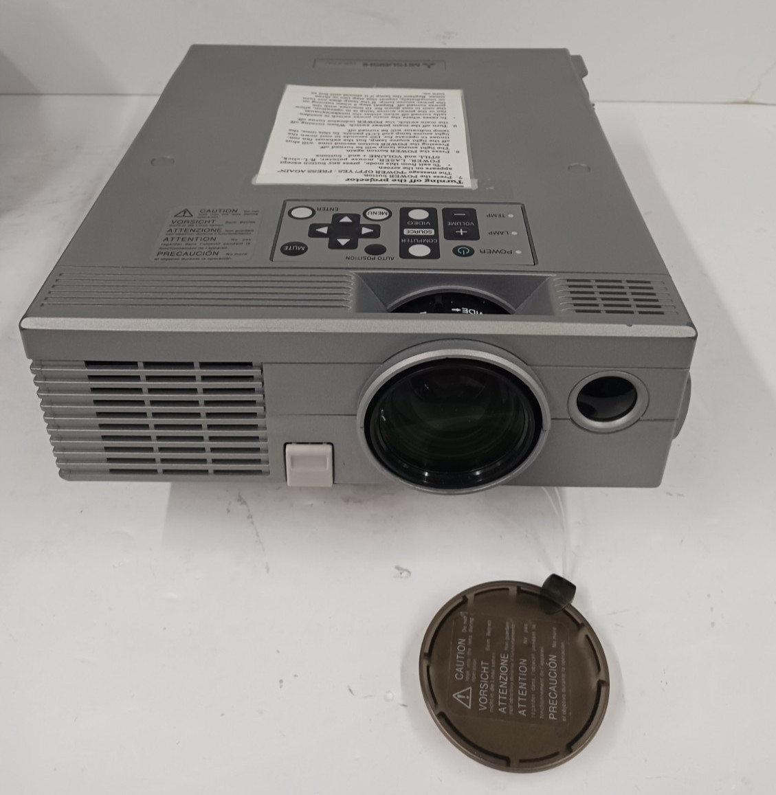 Mitsubishi LVP-X70UX LCD Projector Tested and Working