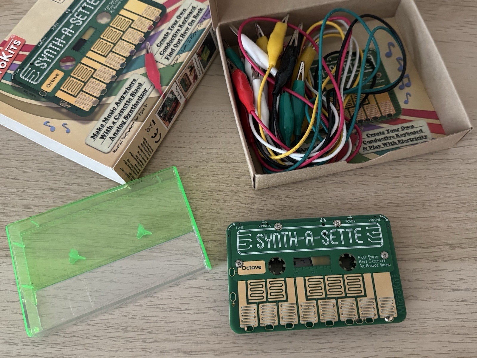 MicroKits SYNTH-A-SETTE Synth A Sette Pocket Synthesizer + Musical Keyboard NEW