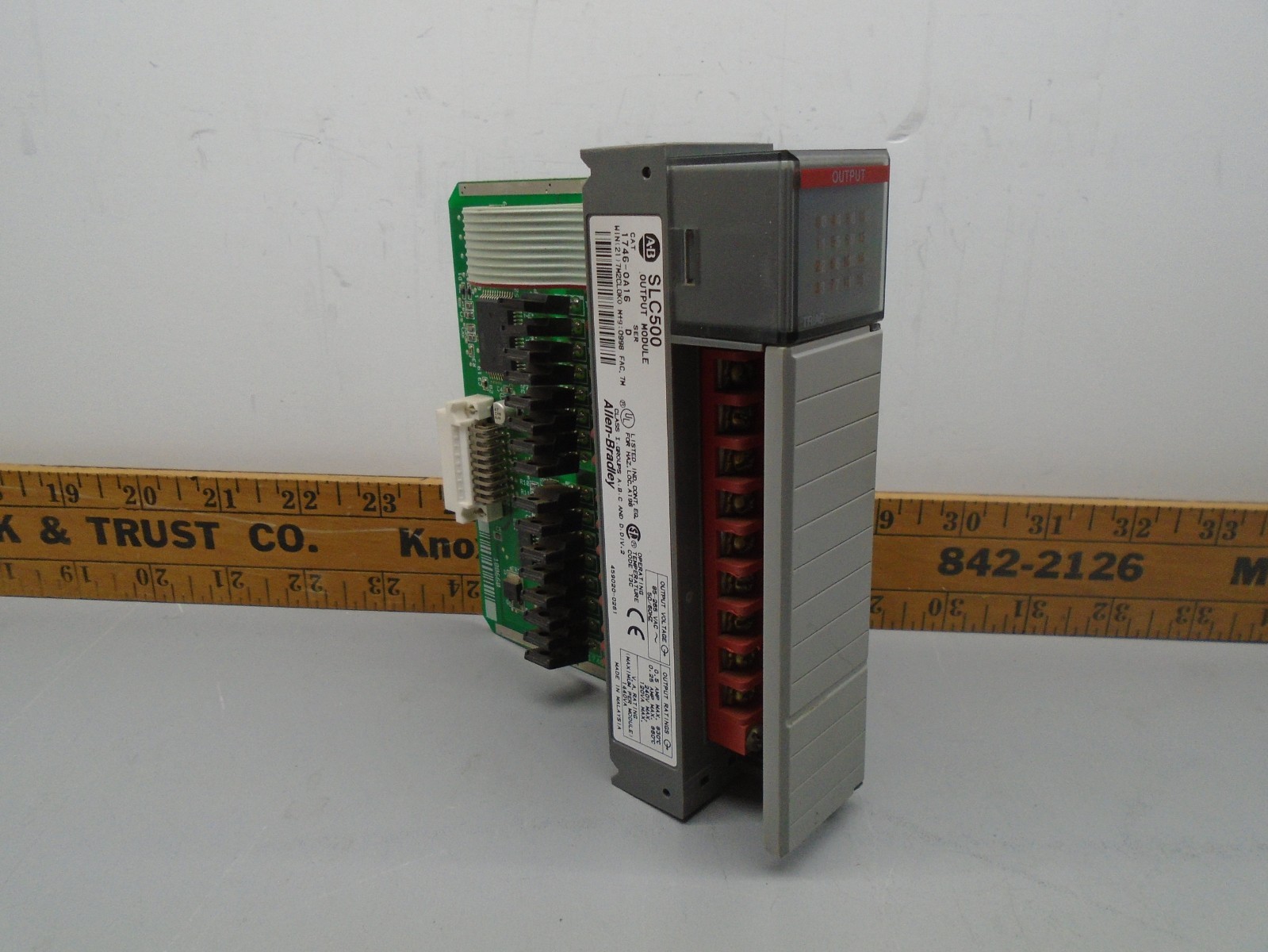 Allen Bradley  1746-OA16 /D SLC 500  AC Triac Output Module 1746OA16