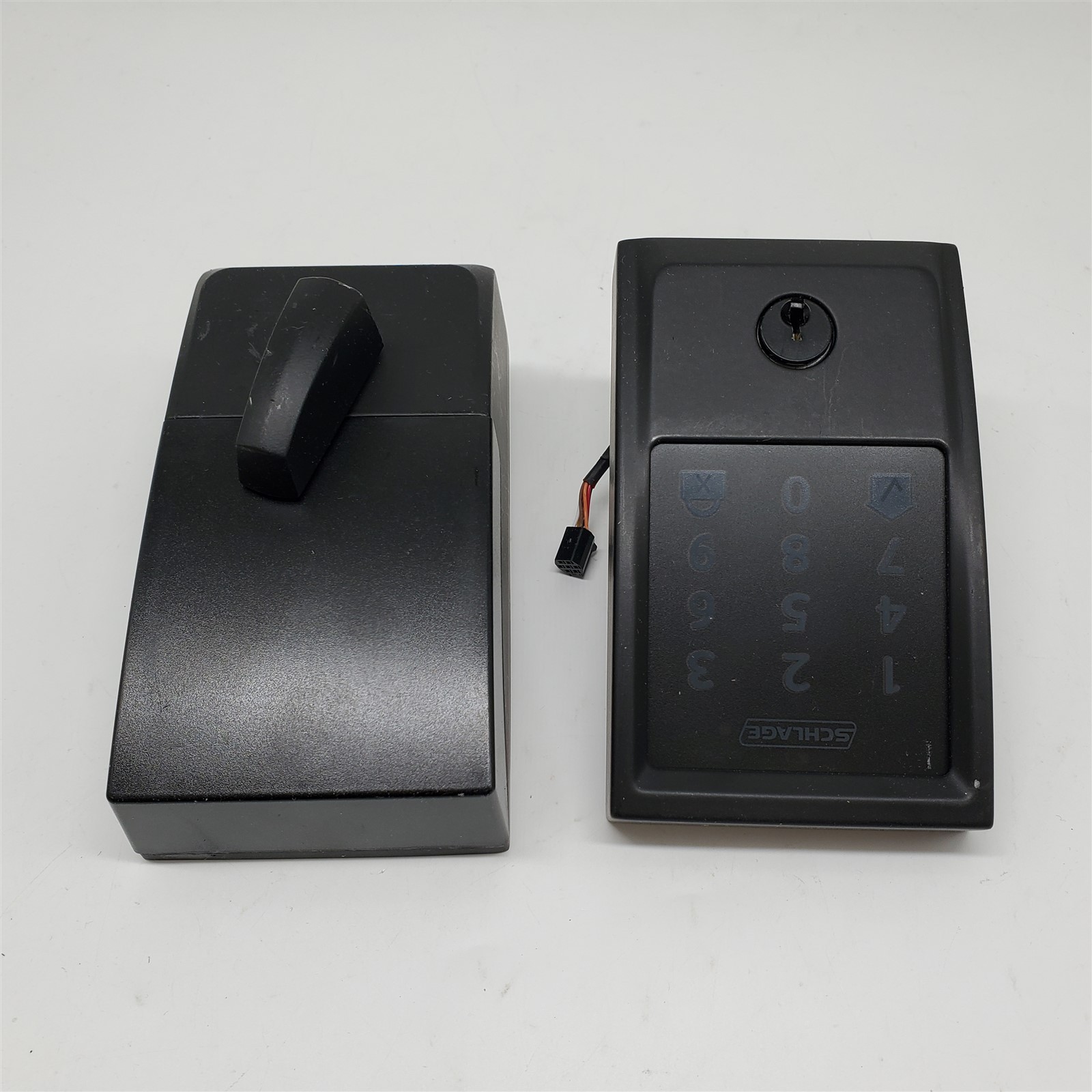 Schlage Encode Smart WiFi Deadbolt Lock - Keyless Entry - Matte Black *READ*