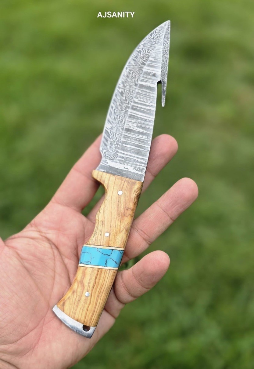 Handmade Damascus Fixed Blade Skinner Knife - Outdoor Tactical Hunting