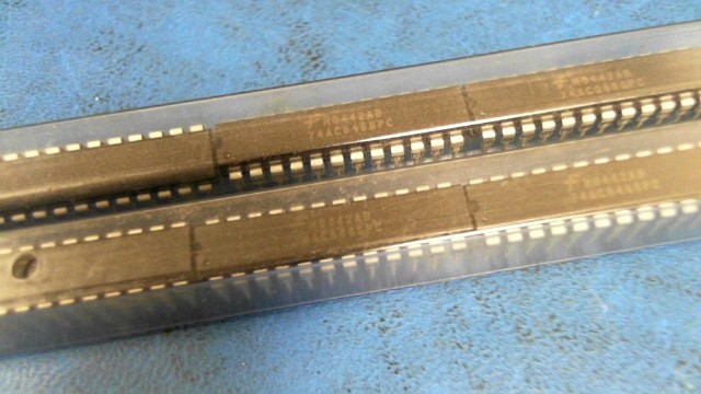 New (5pcs) 74AC646SPC FAIRCHILD IC Logic