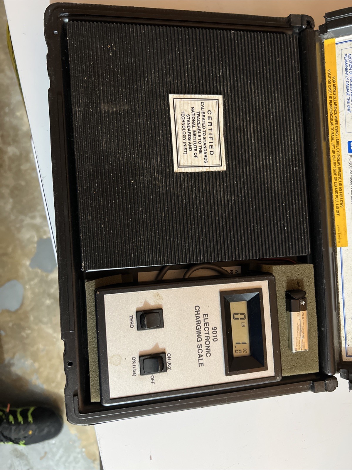 TIF 9010 Electronic Refrigerant Charging Scale