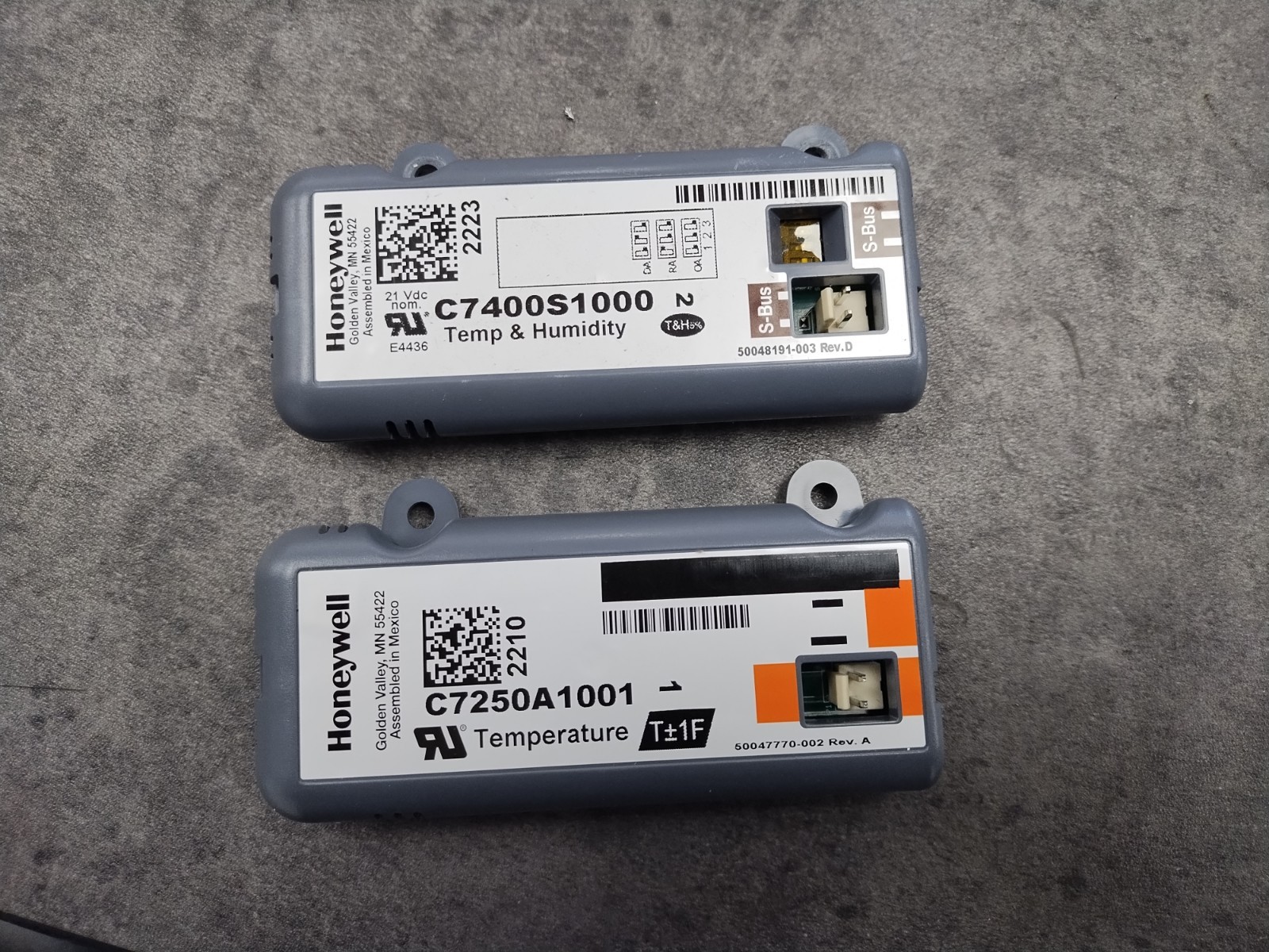 Honeywell C7250A 1001  Temperature Sensor & C7400s1000 temp and humidity sensor