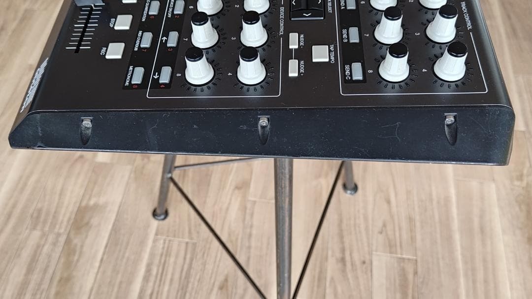 AKAI Professional APC40 Ableton Live MIDI Controller USB DJ Performance Tested
