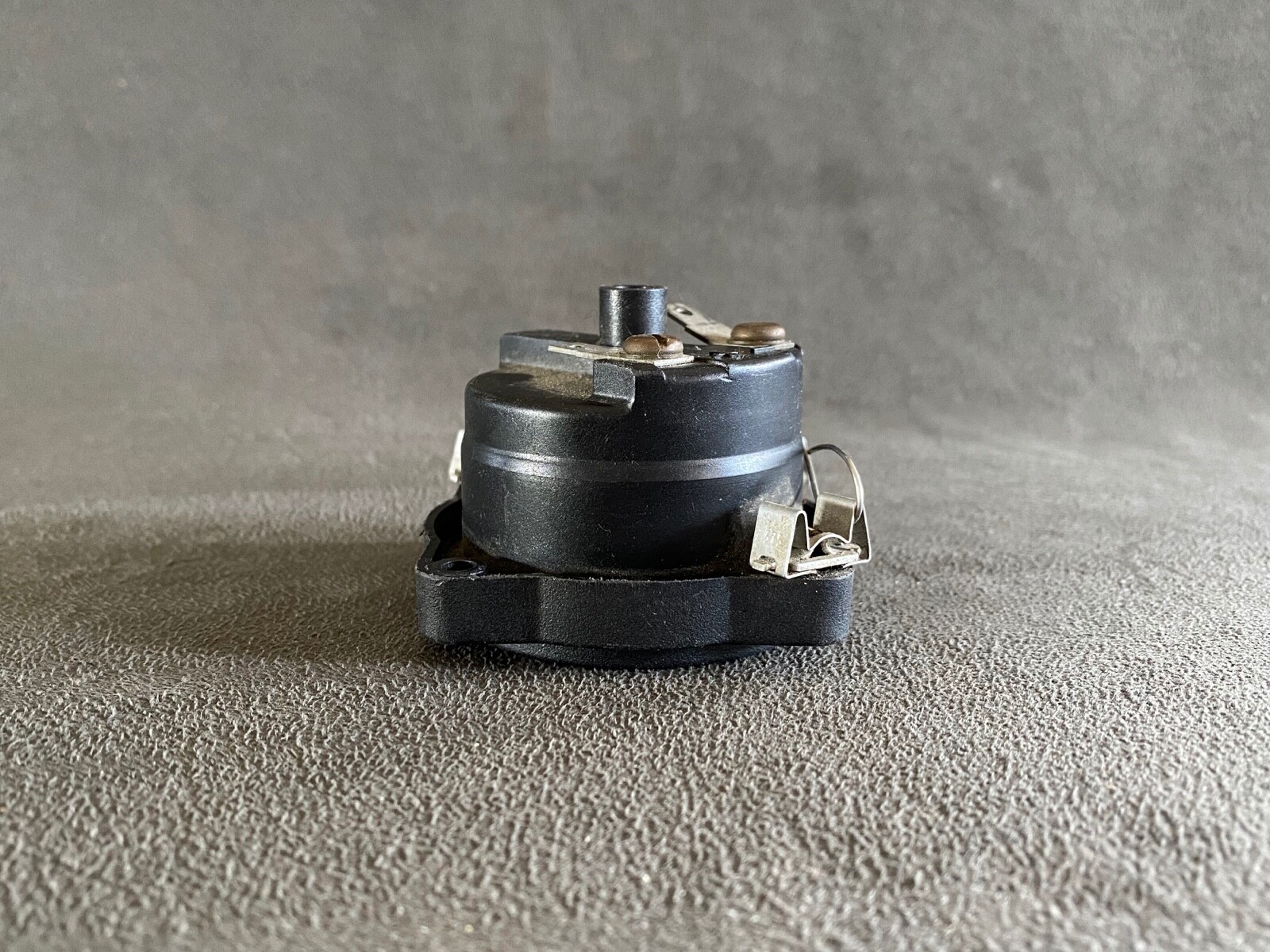 Datcon Elapsed Time Hours Indicator 773 Volts 4/40
