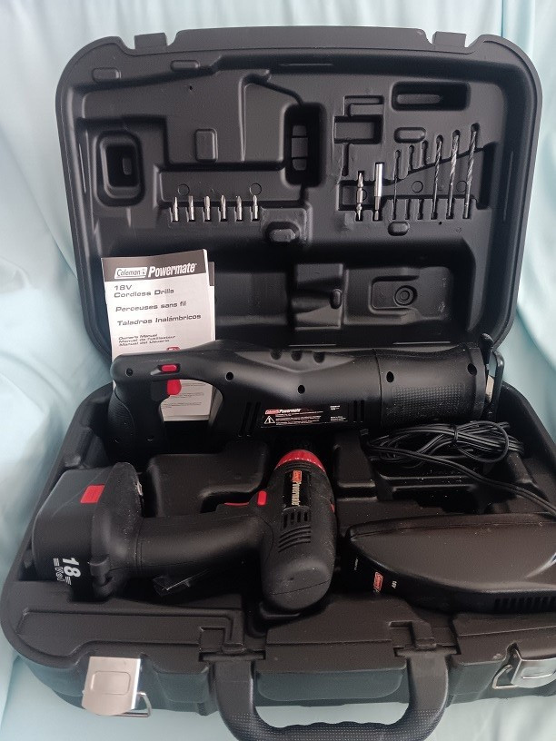 Coleman Powermate 18V Cordless Drill Reciprocating Saw w/Batterie and Charger