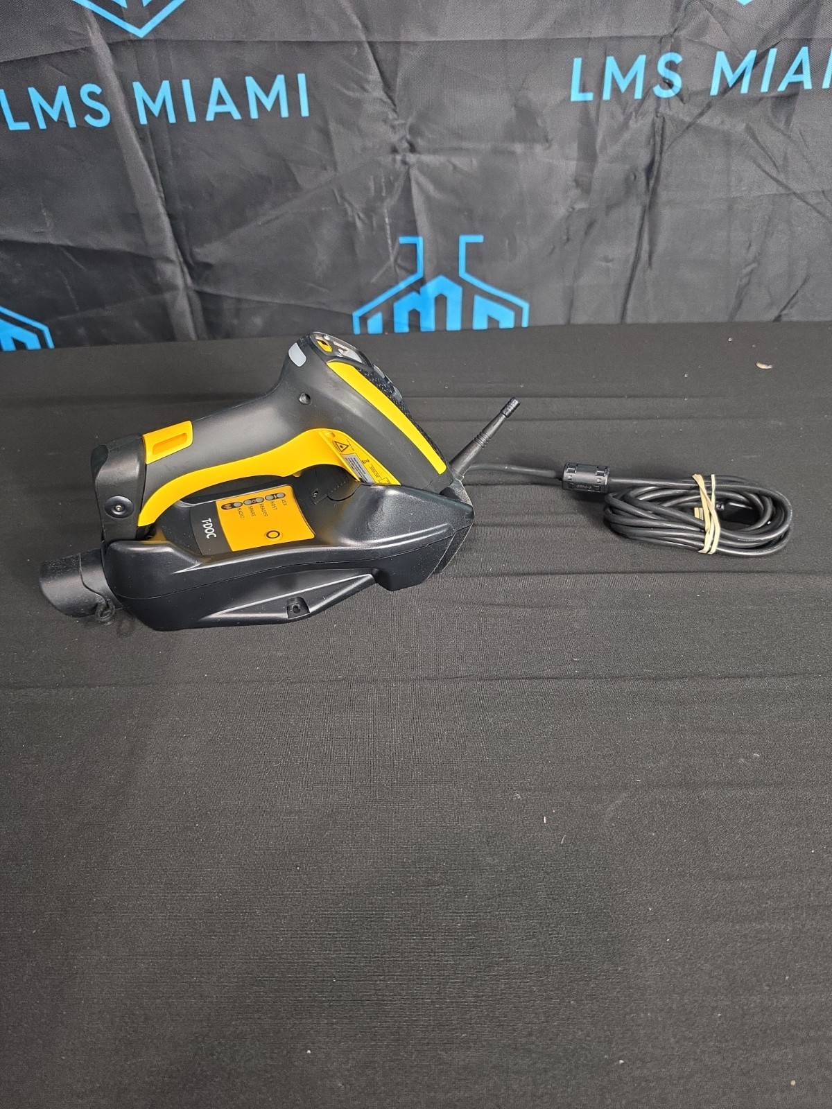 Datalogic PowerScan PM9500 Handheld Industrial Wireless Barcode Scanner Base Kit