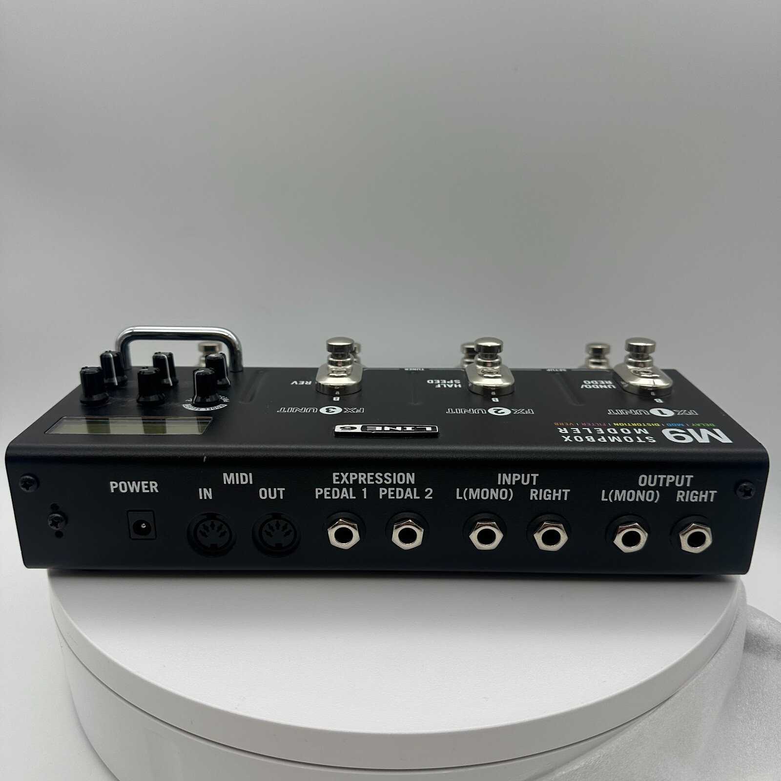 line6 M9 Stomp box Modeler multi effects Complete Accessories Good Condition
