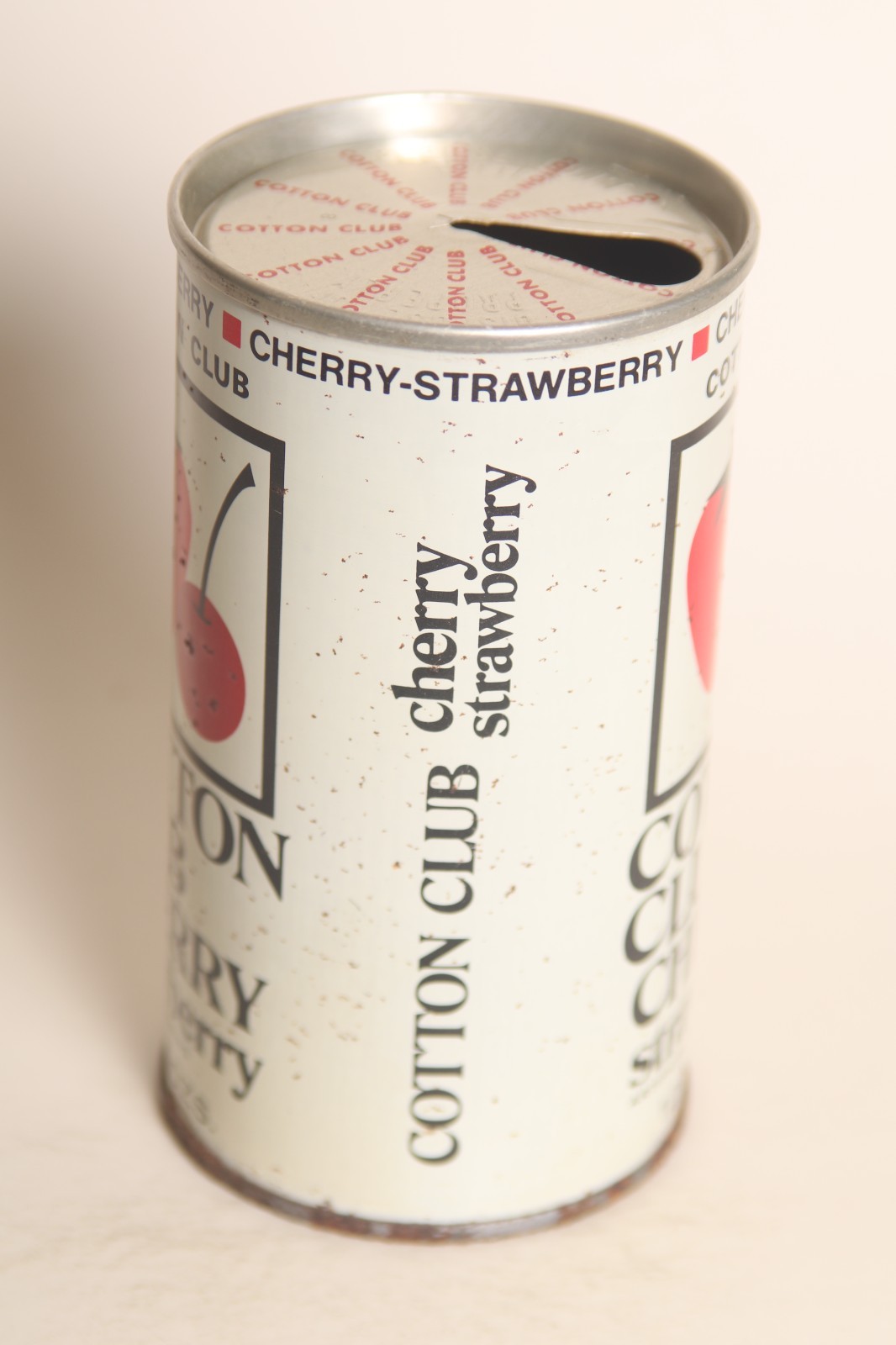 Cotton Club Cherry Strawberry soda can