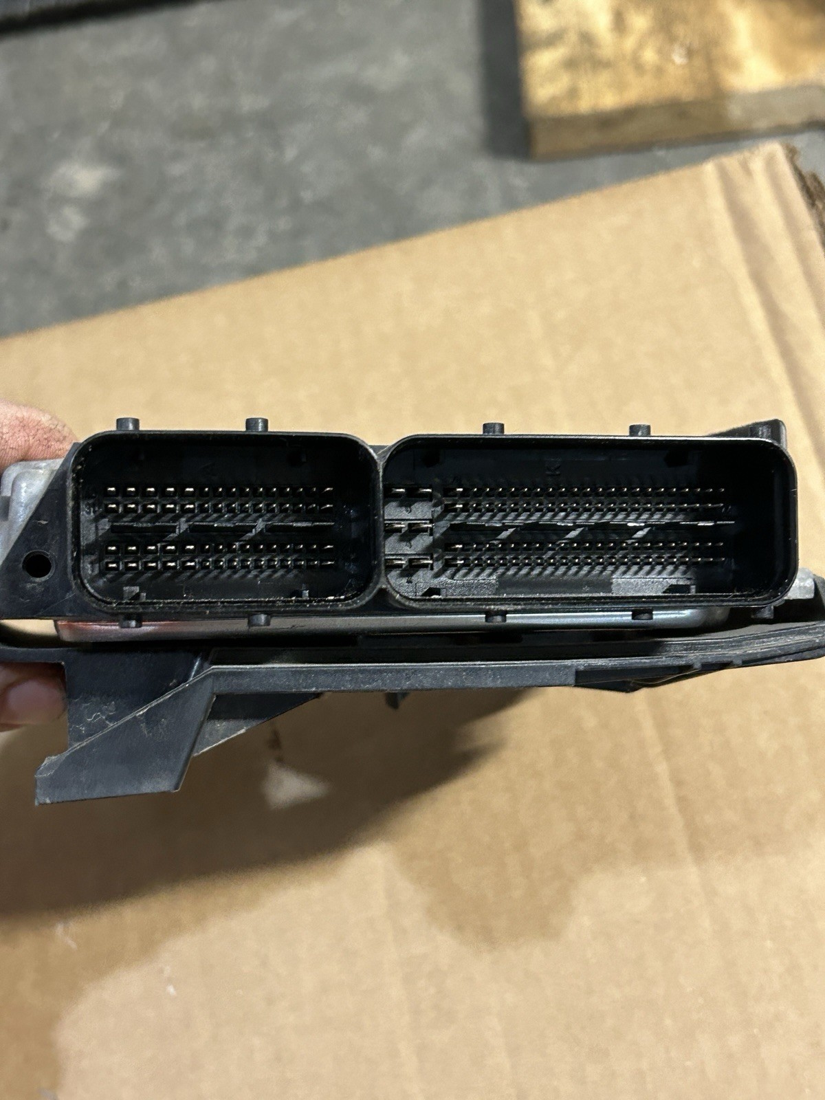 06j907309b Ecu Ecm Computer Removed From 2013 Volkswagen Cc.
